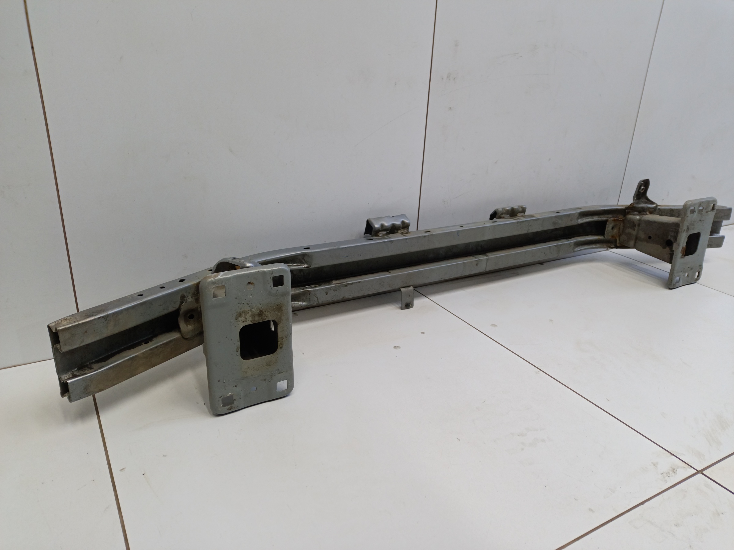 Усилитель переднего бампера Haval Jolion