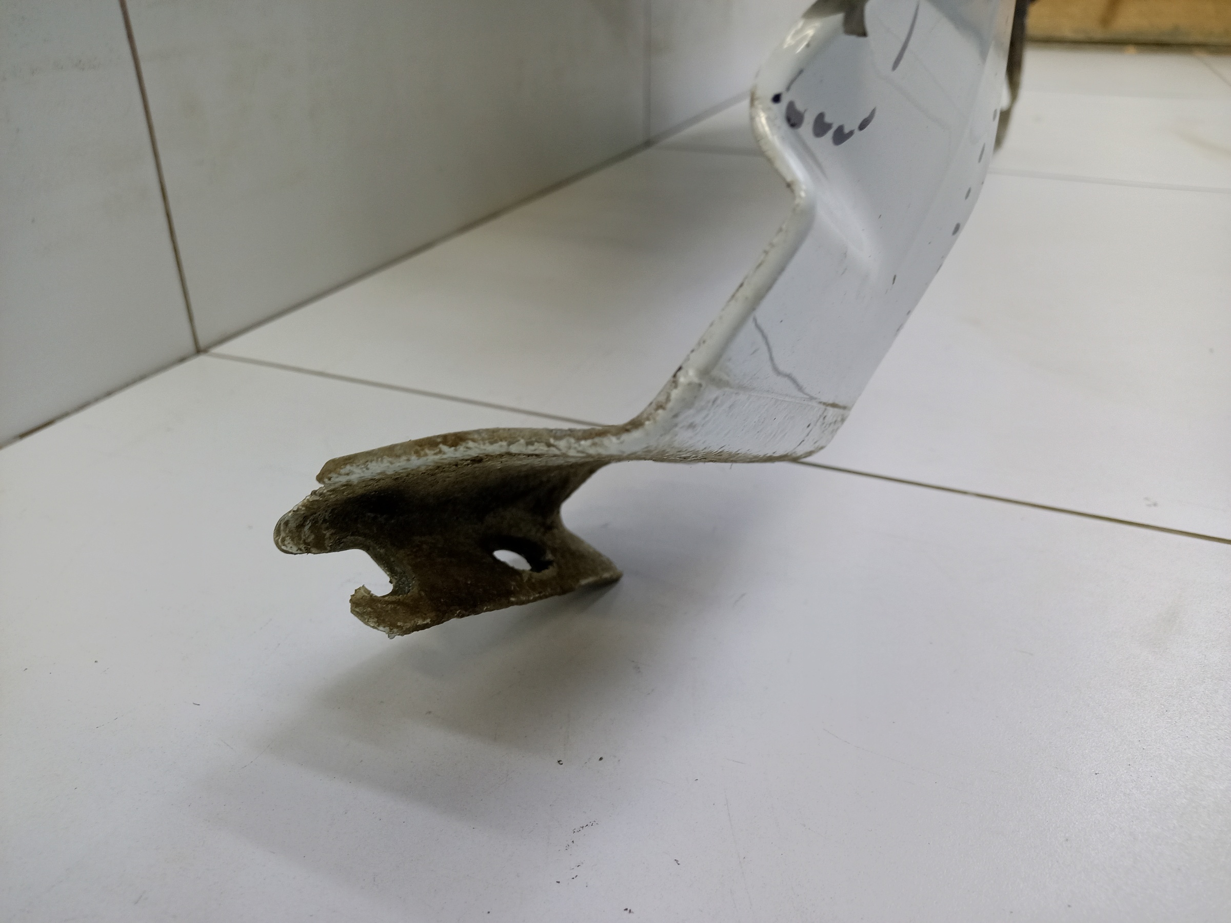 Крыло переднее правое Lada Largus 1 Restail