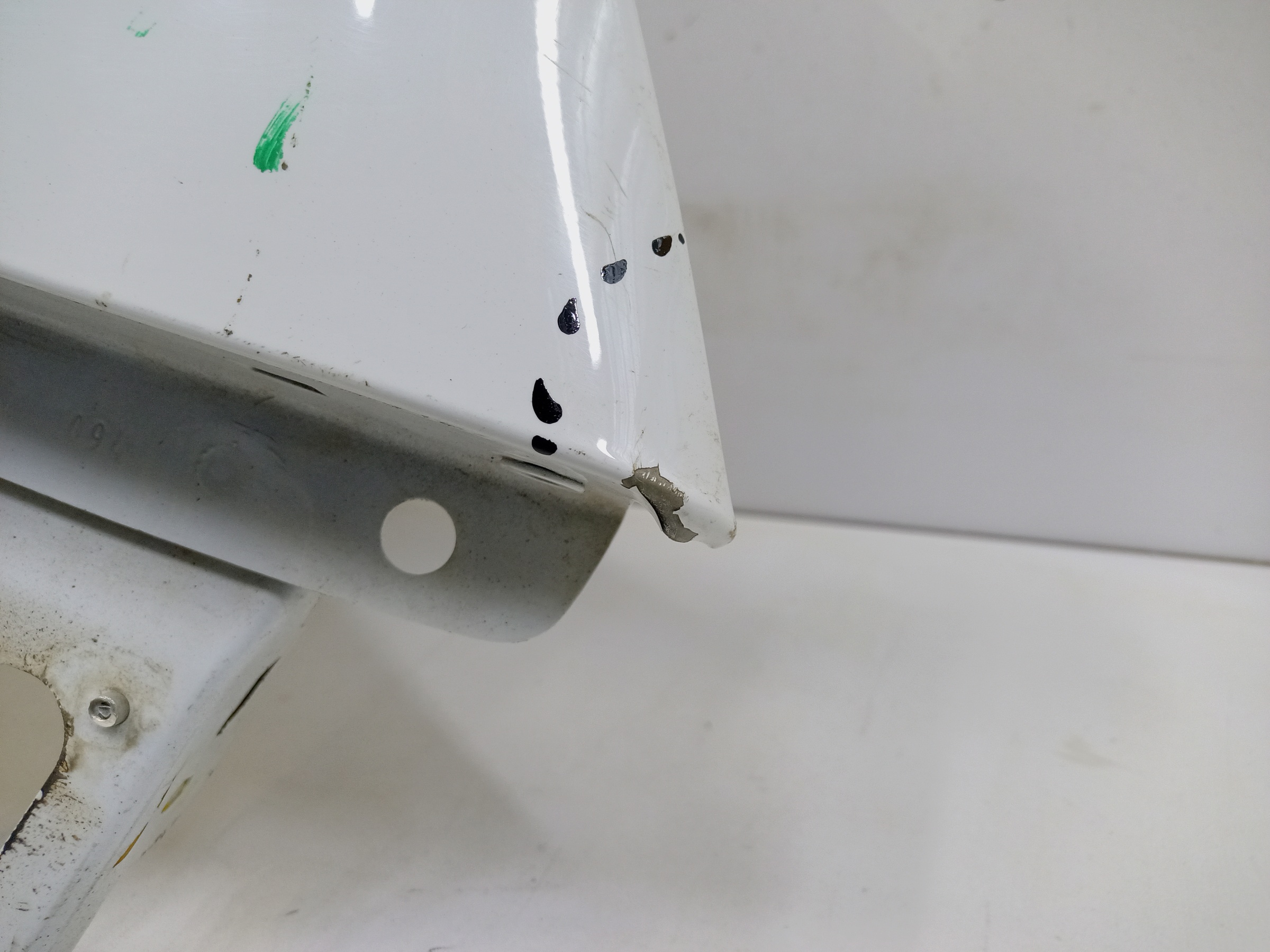 Крыло переднее правое Lada Largus 1 Restail