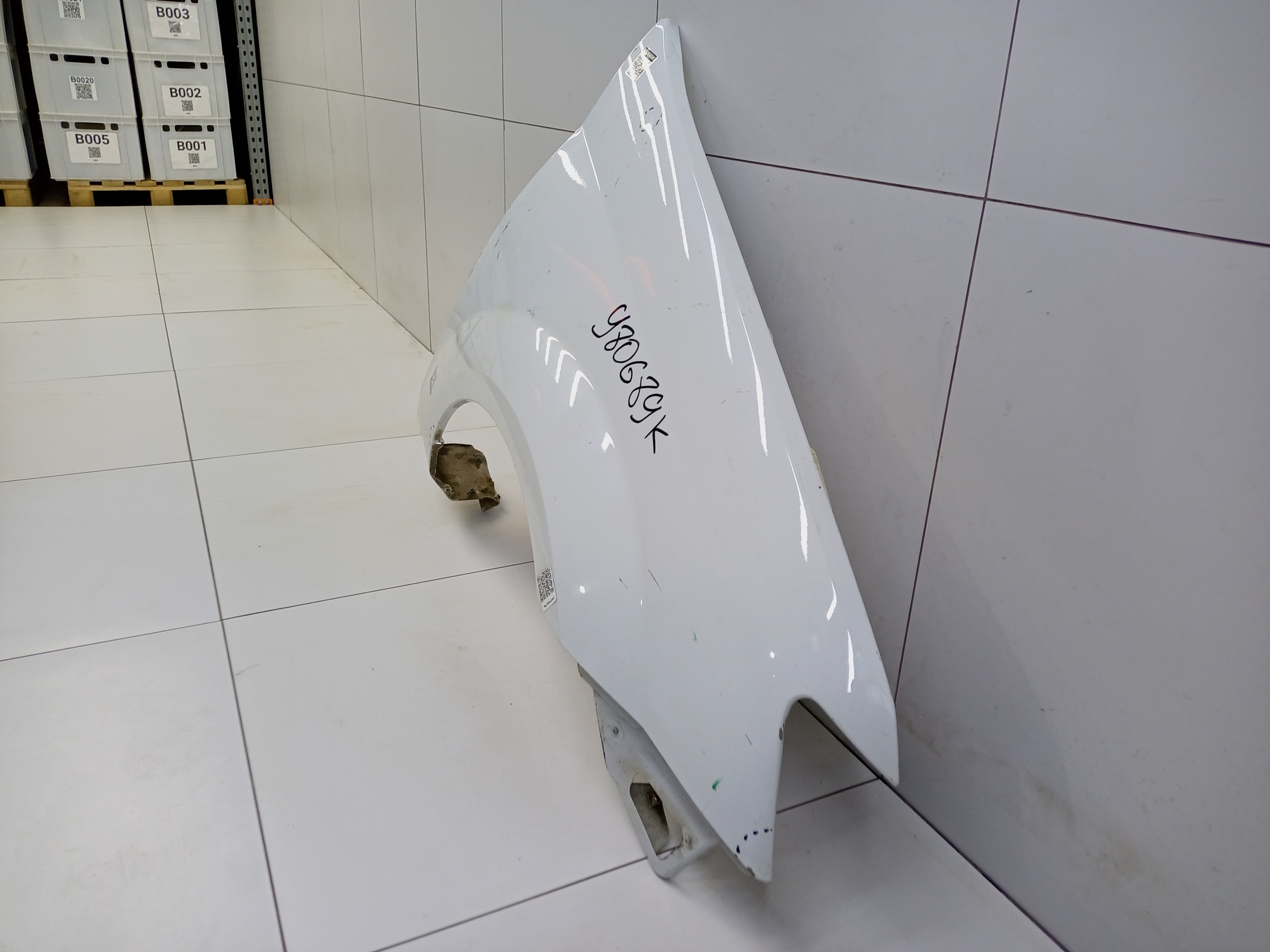 Крыло переднее правое Lada Largus 1 Restail