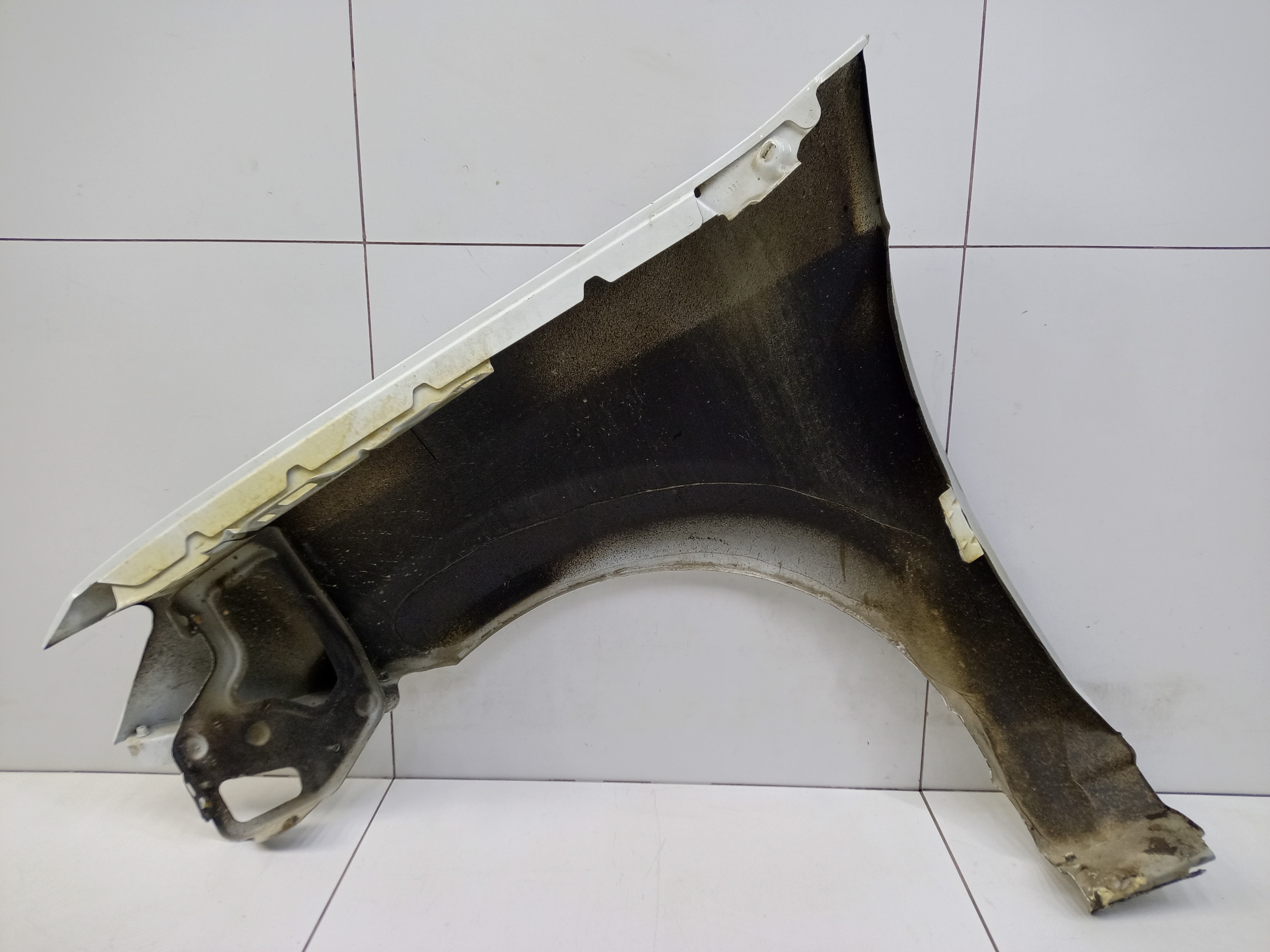 Крыло переднее правое Lada Largus 1 Restail