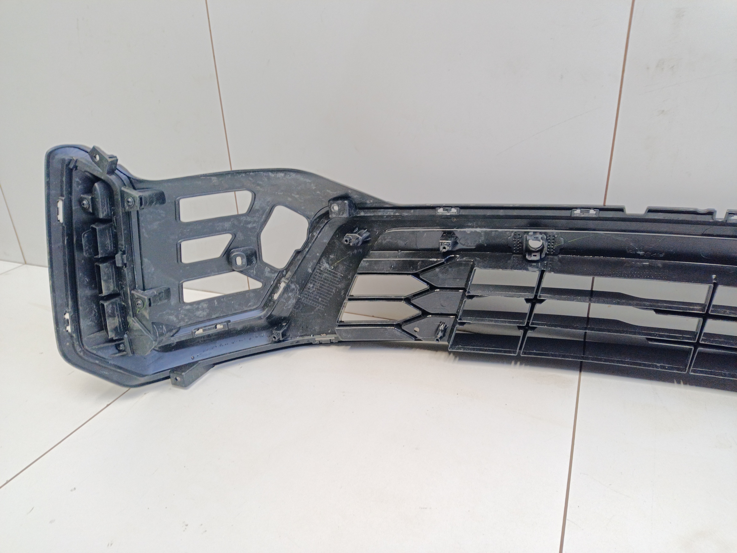 Решётка переднего бампера Kia Sorento 4