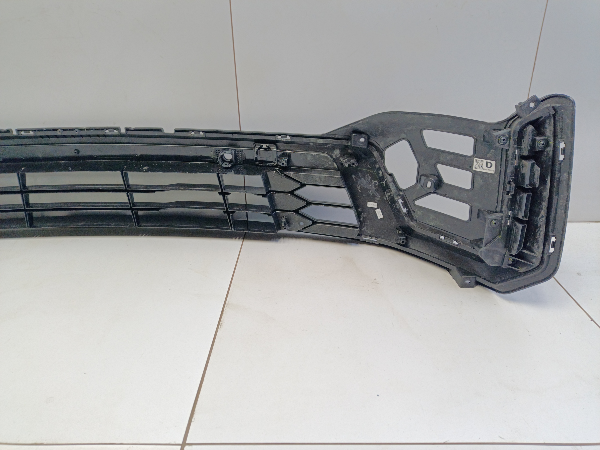 Решётка переднего бампера Kia Sorento 4