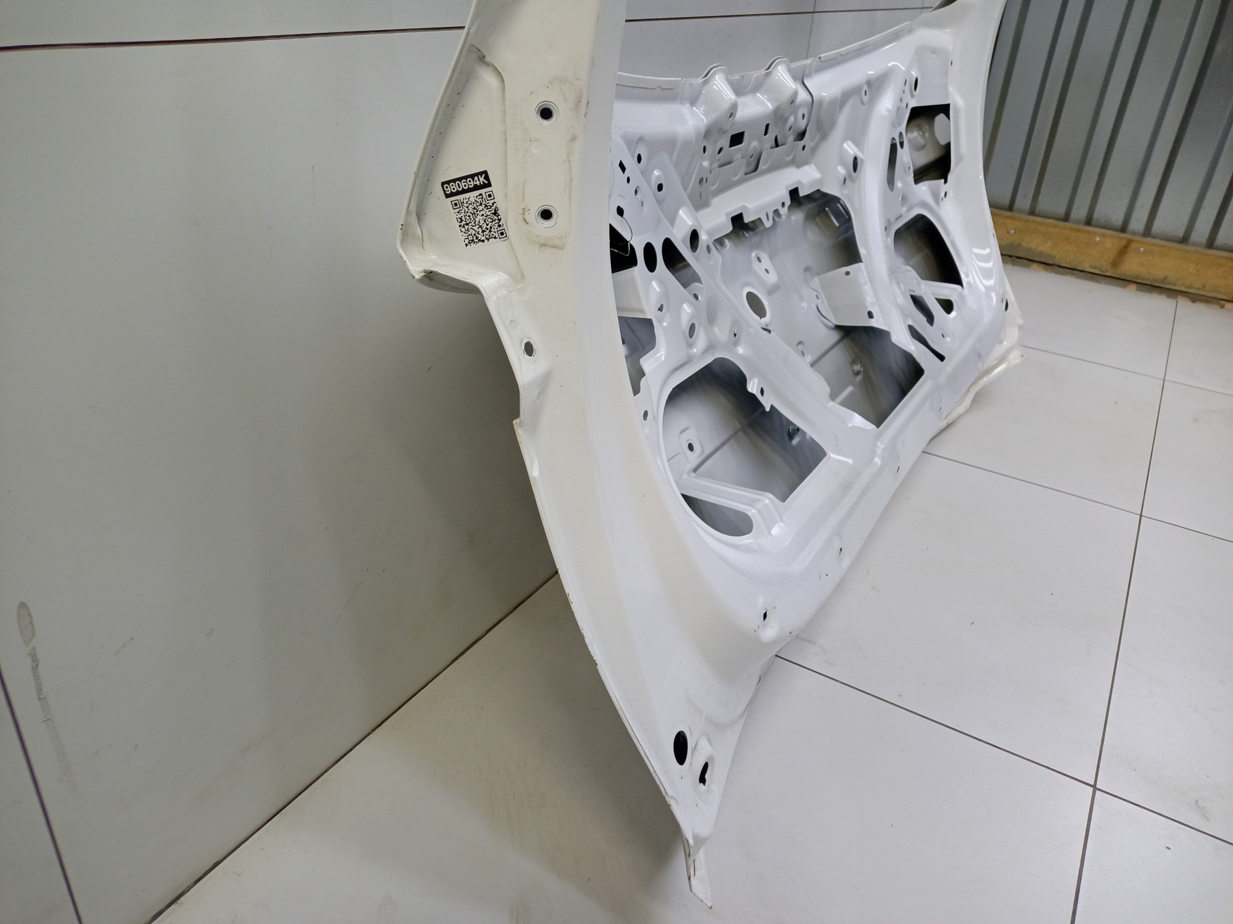 Крышка багажника Geely Coolray Restail