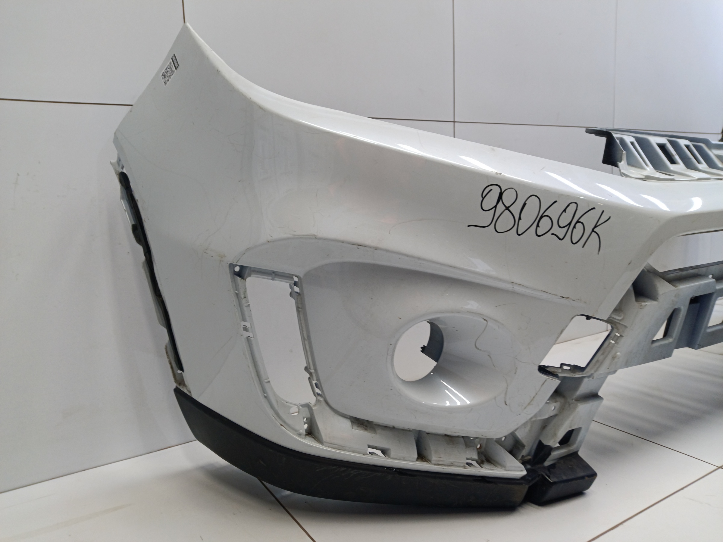 Бампер передний Suzuki Vitara 2 Restail