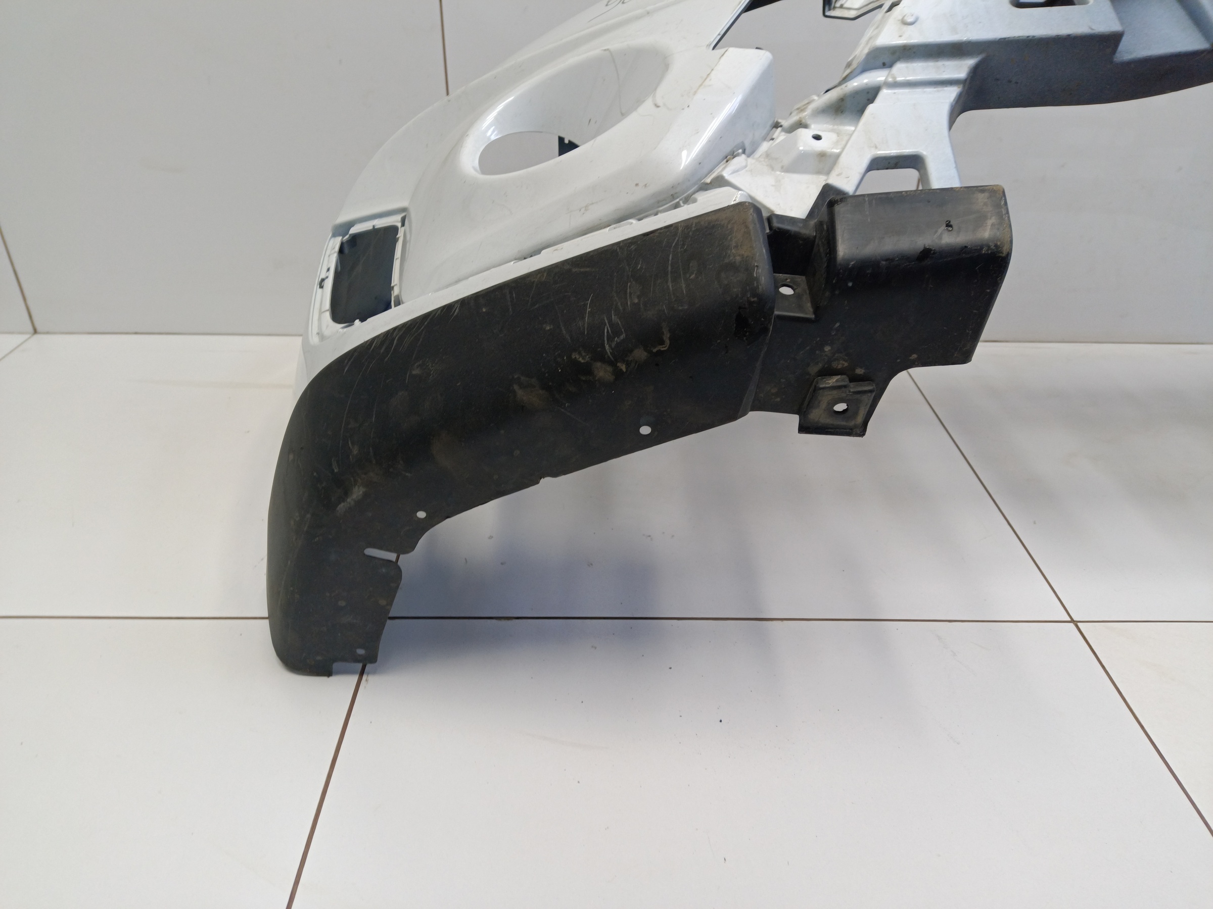 Бампер передний Suzuki Vitara 2 Restail