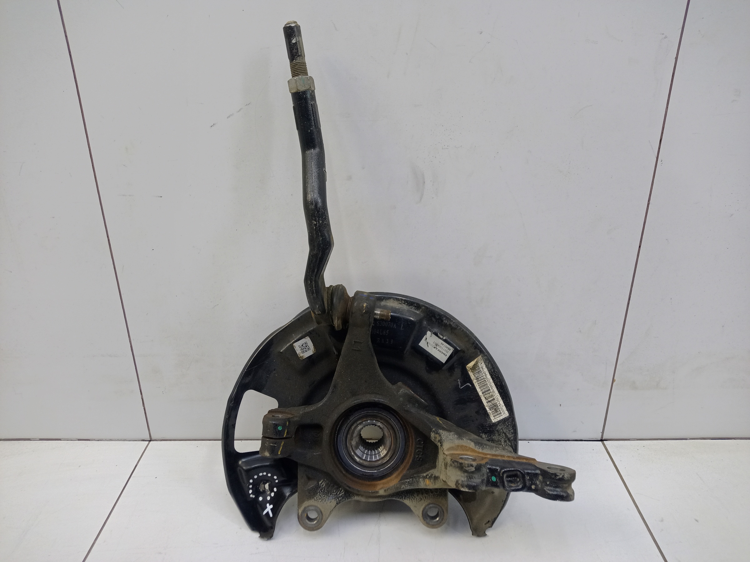 Кулак поворотный передний левый Changan UNI-S