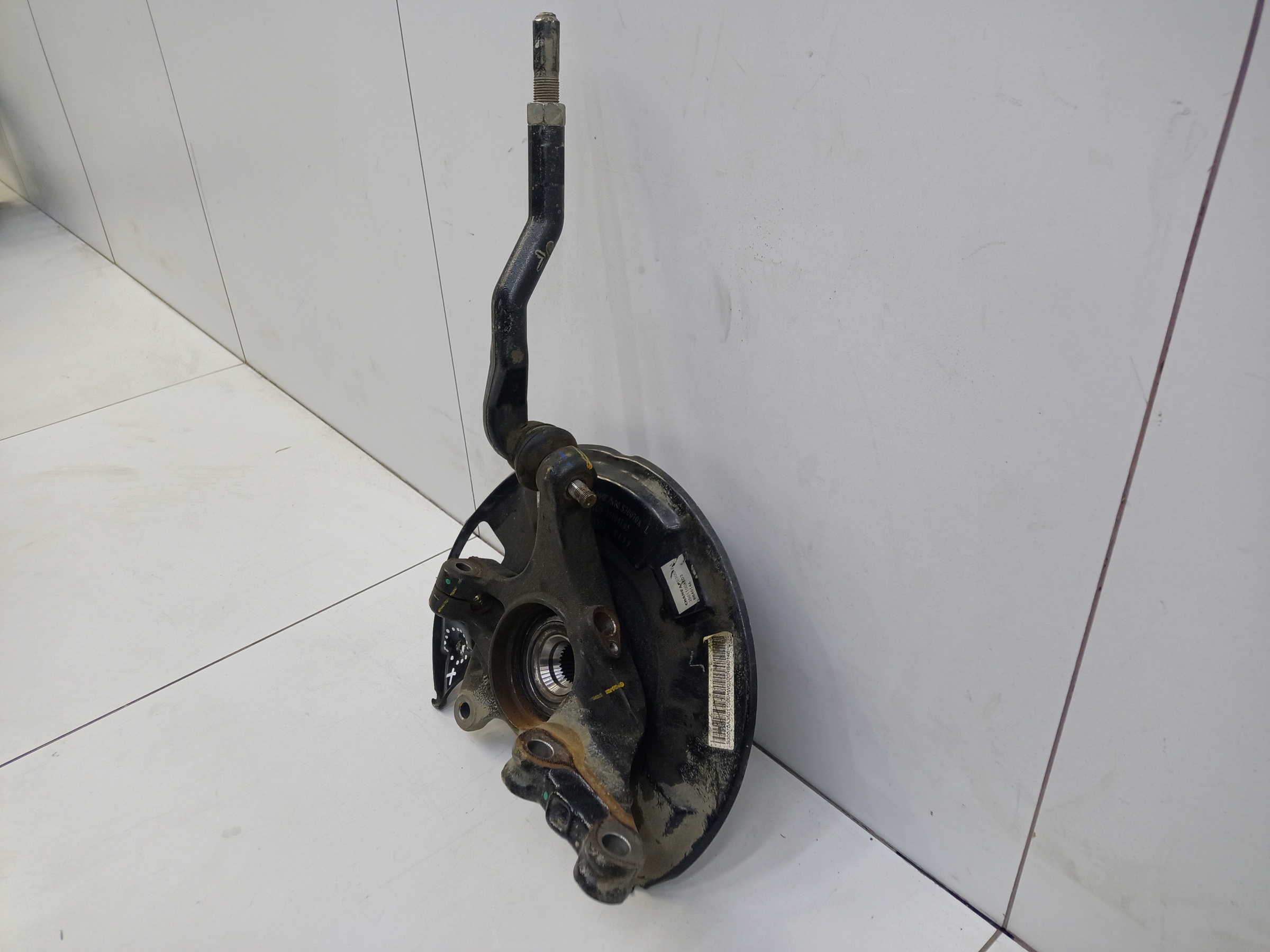 Кулак поворотный передний левый Changan UNI-S