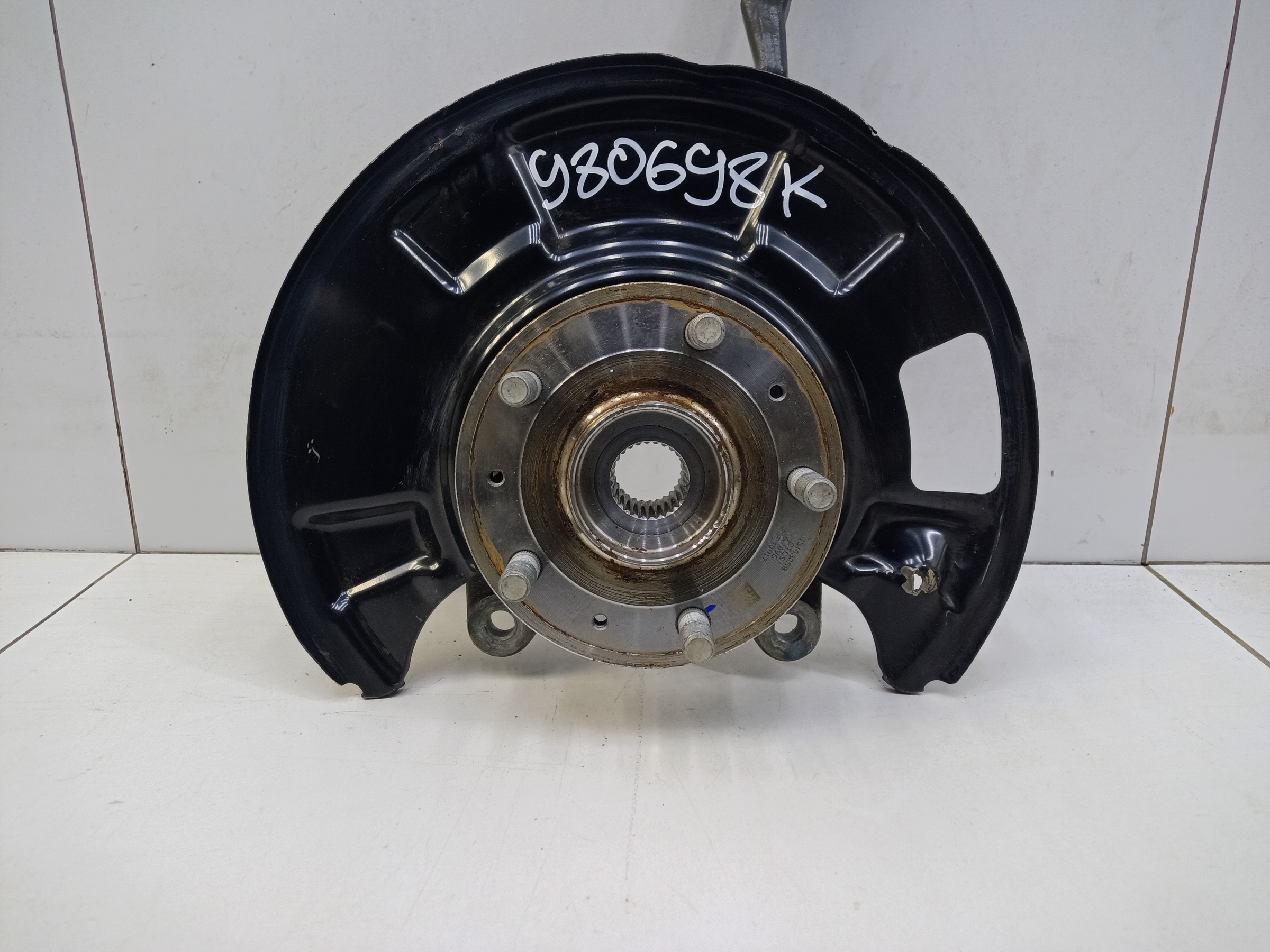 Кулак поворотный передний левый Changan UNI-S