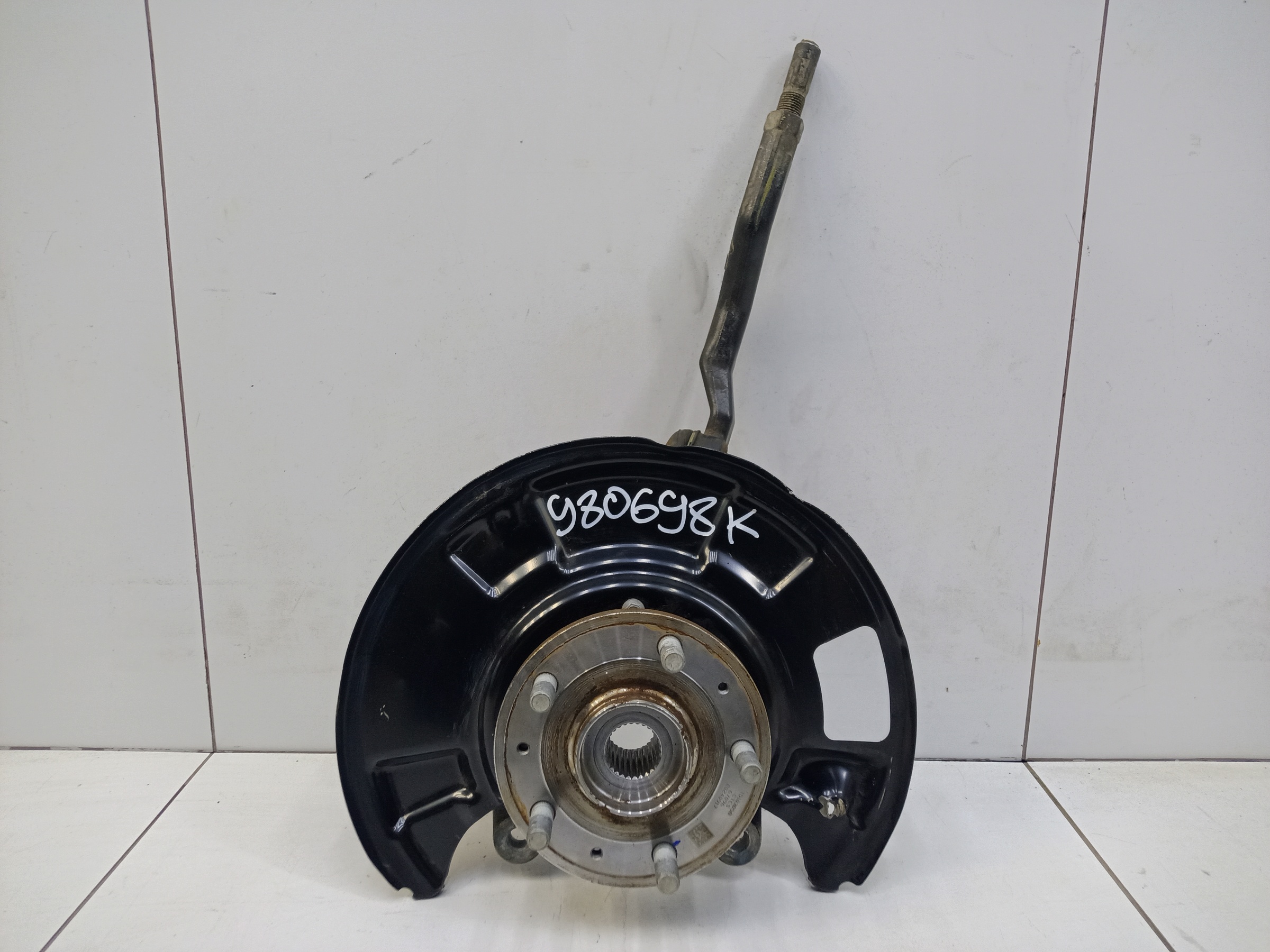 Кулак поворотный передний левый Changan UNI-S