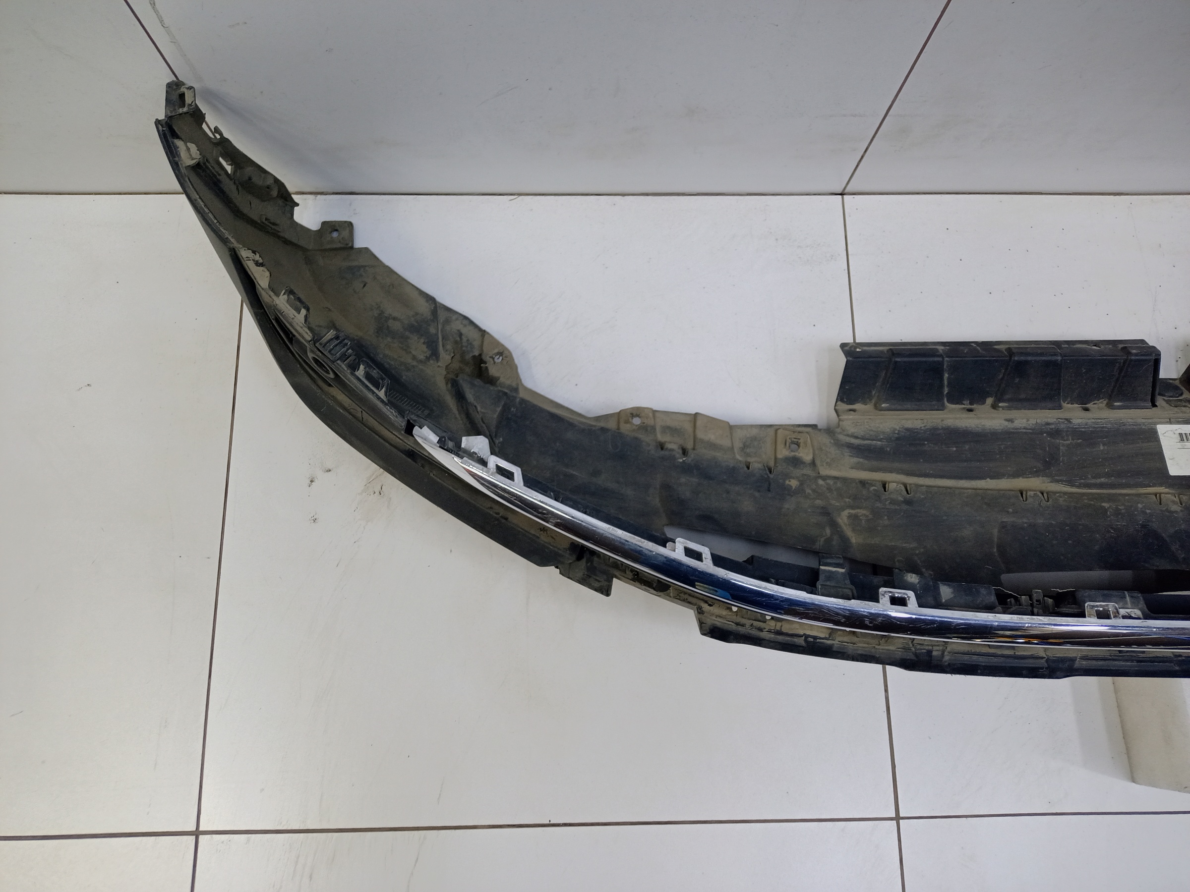 Юбка переднего бампера Volkswagen Tiguan 2 Restail