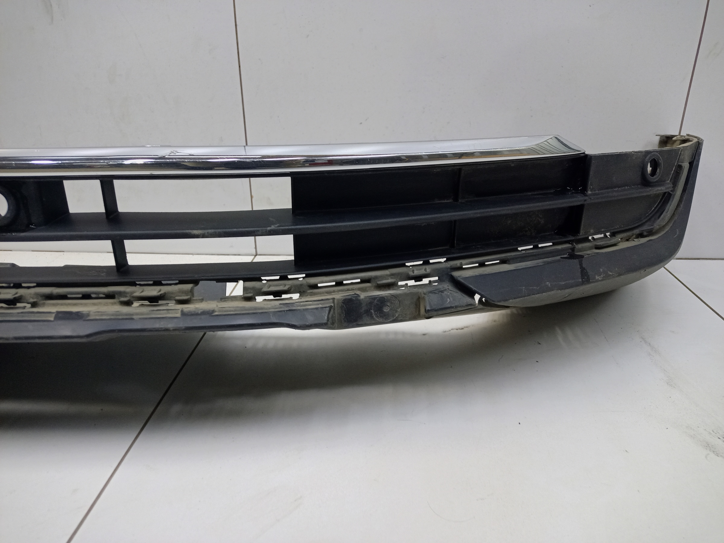 Юбка переднего бампера Volkswagen Tiguan 2 Restail