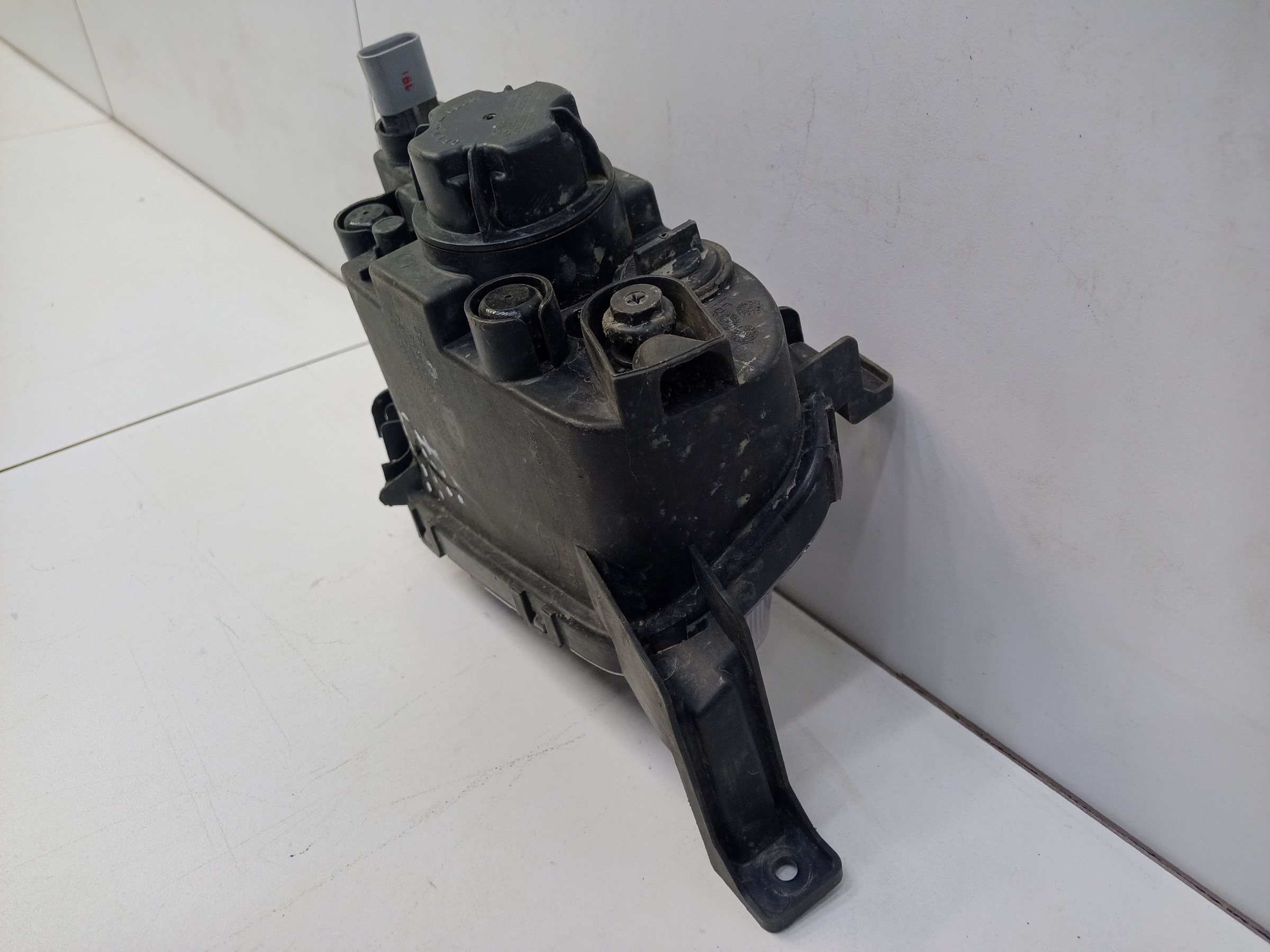 Фара ПТФ передняя правая Kia Seltos LED