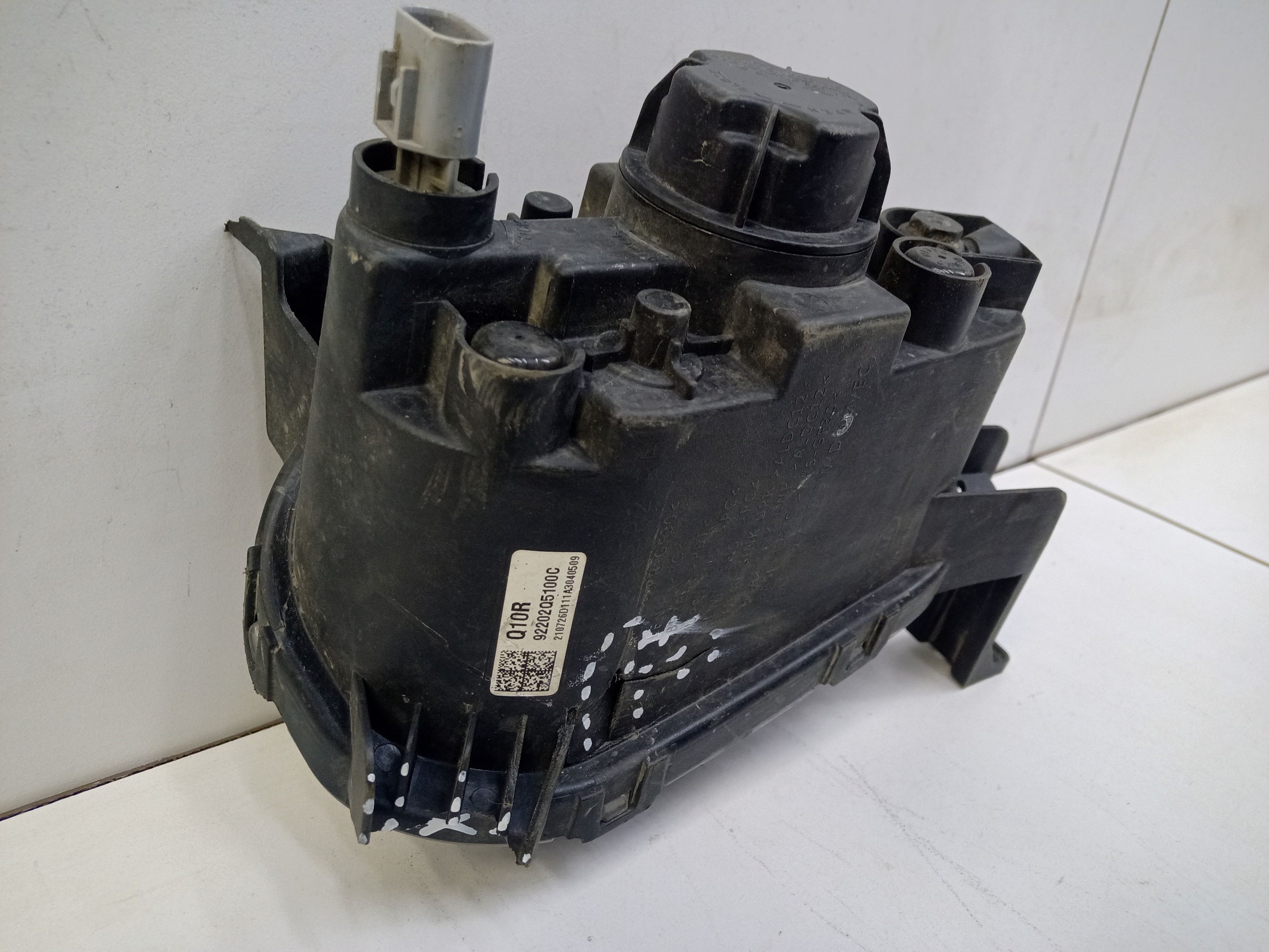 Фара ПТФ передняя правая Kia Seltos LED