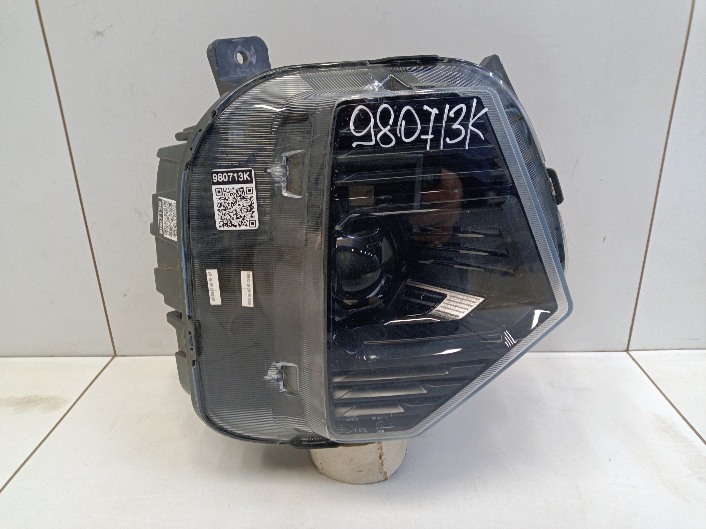 Фара передняя правая Changan CS35Plus Restail LED