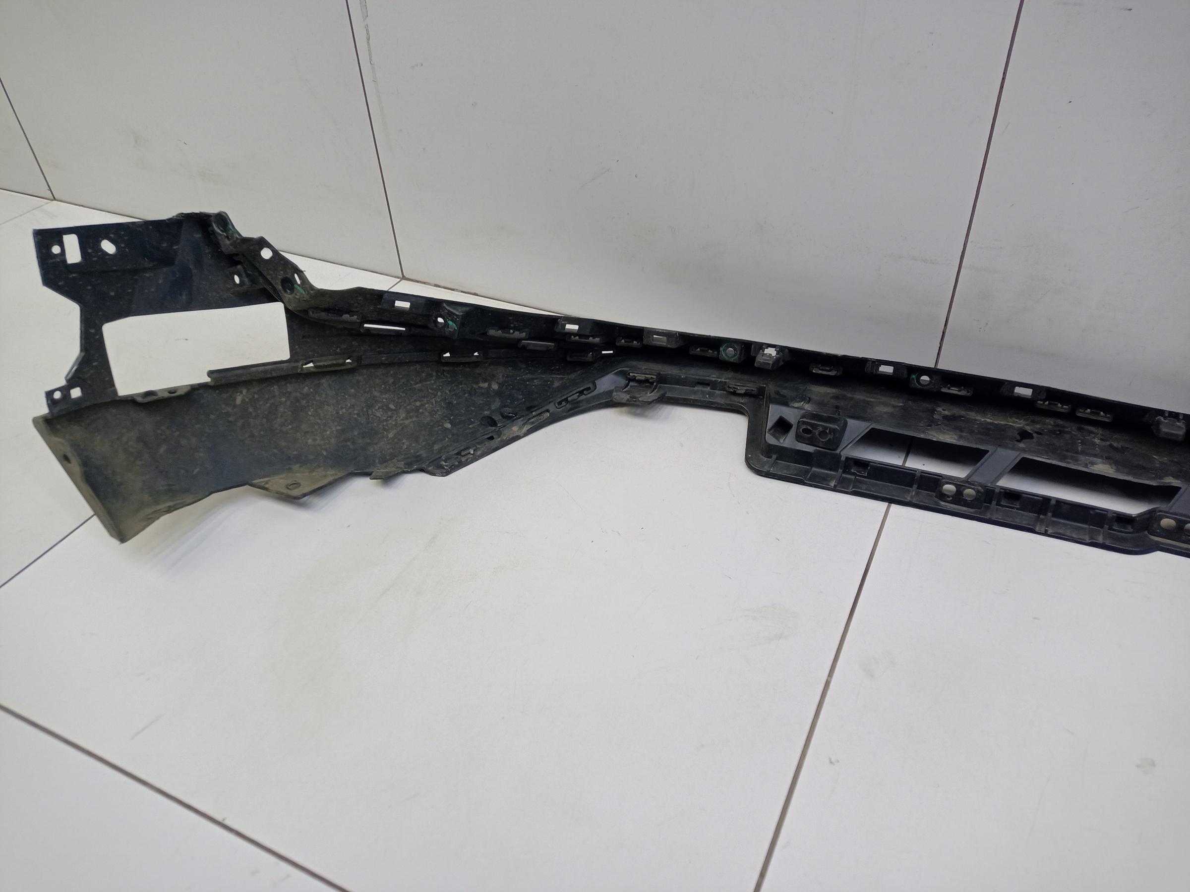 Юбка переднего бампера Geely Atlas 2