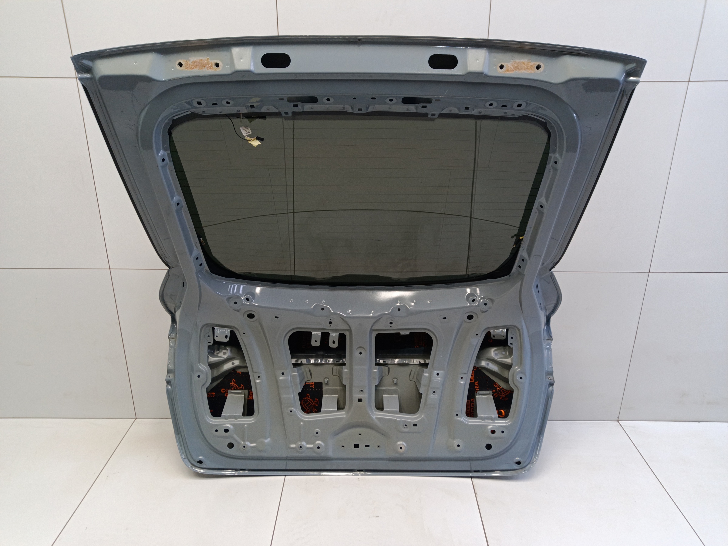 Крышка багажника Geely Tugella Restail