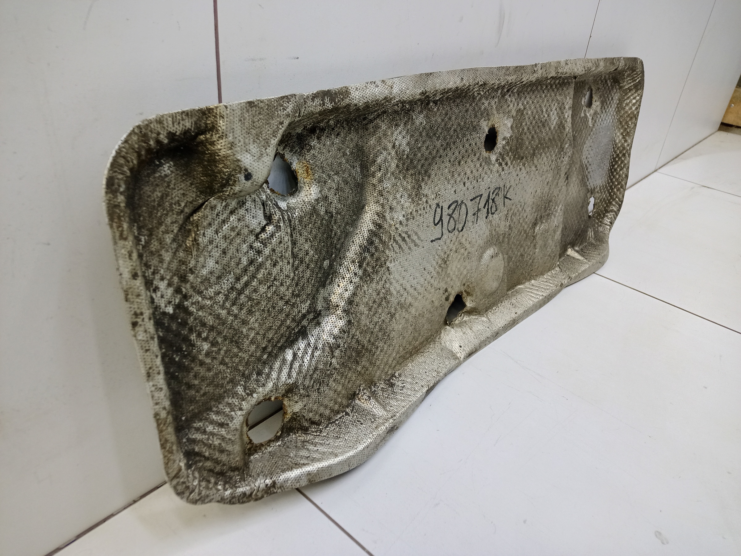 Экран теплозащитный Audi Q5 2