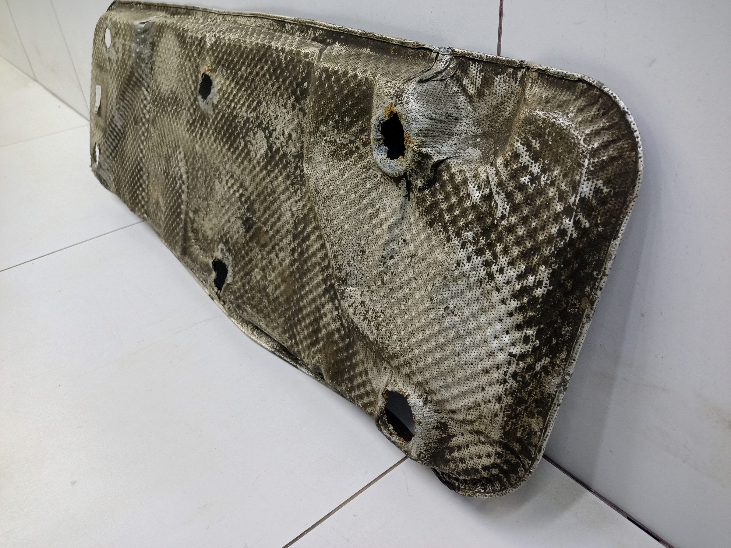 Экран теплозащитный Audi Q5 2