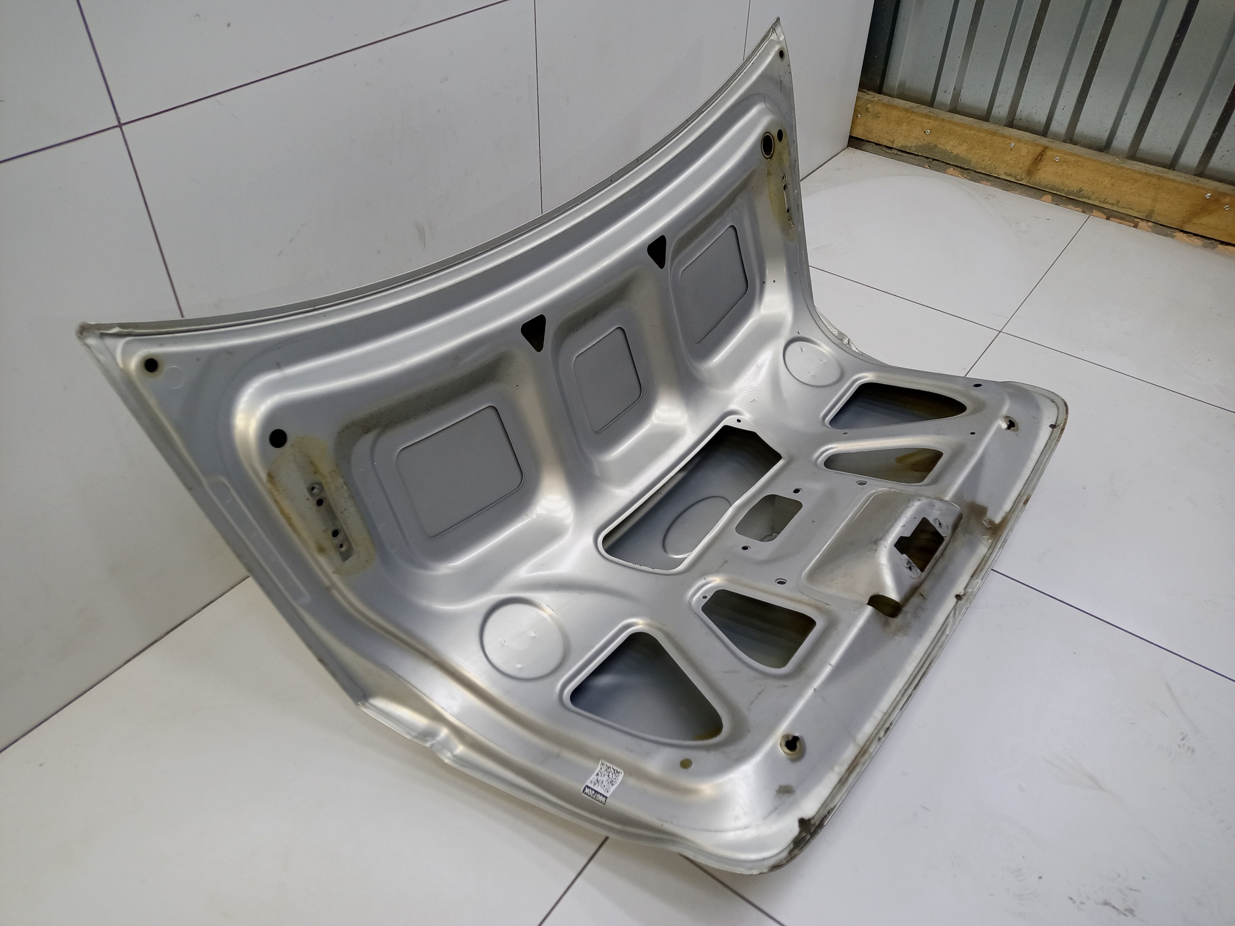 Крышка багажника Lada Granta Sedan 1