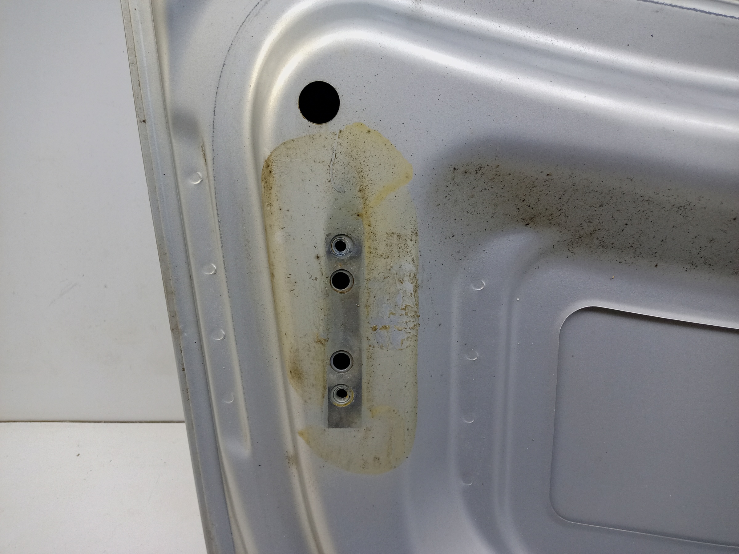 Крышка багажника Lada Granta Sedan 1