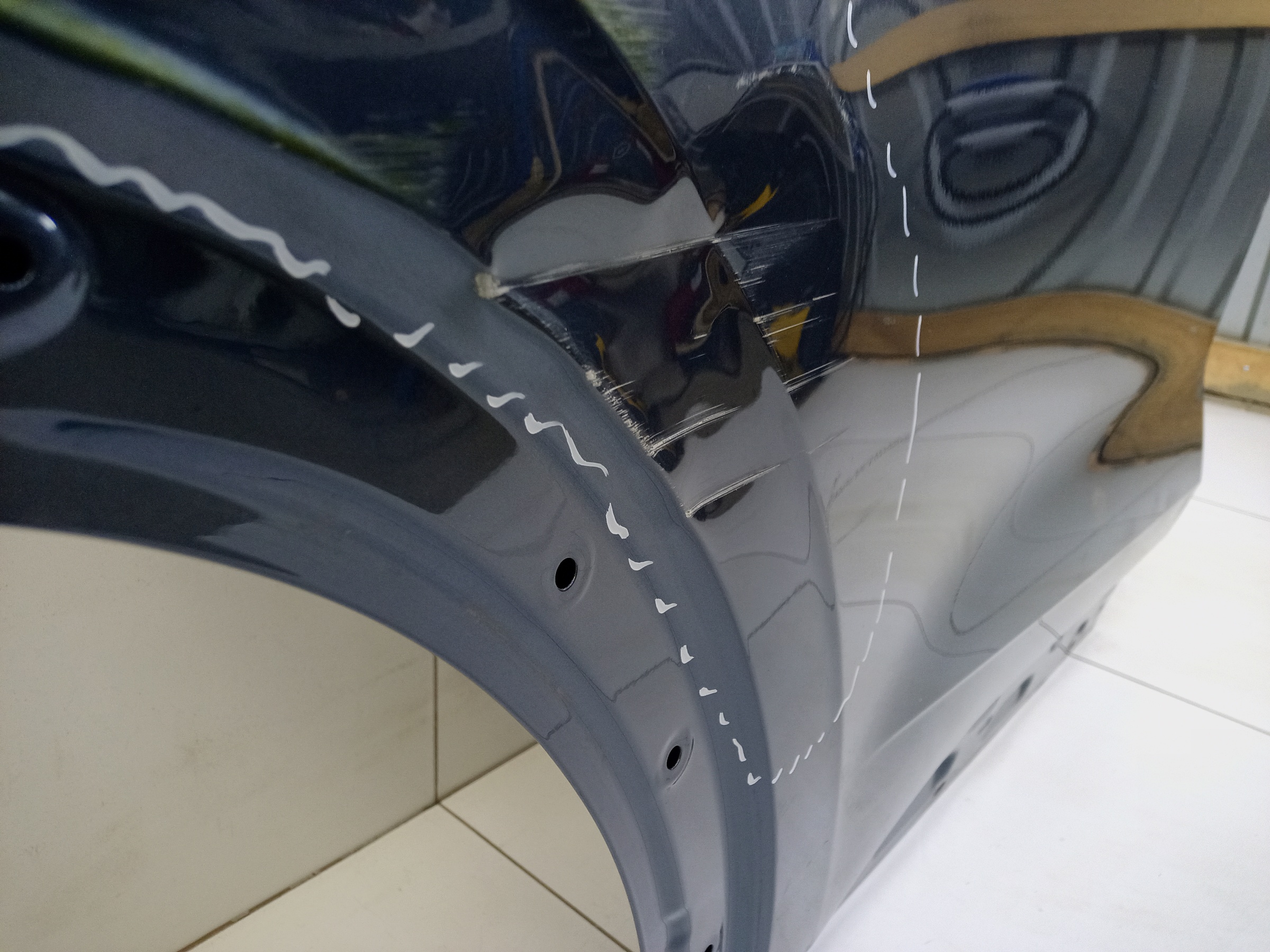 Дверь задняя правая Geely Monjaro