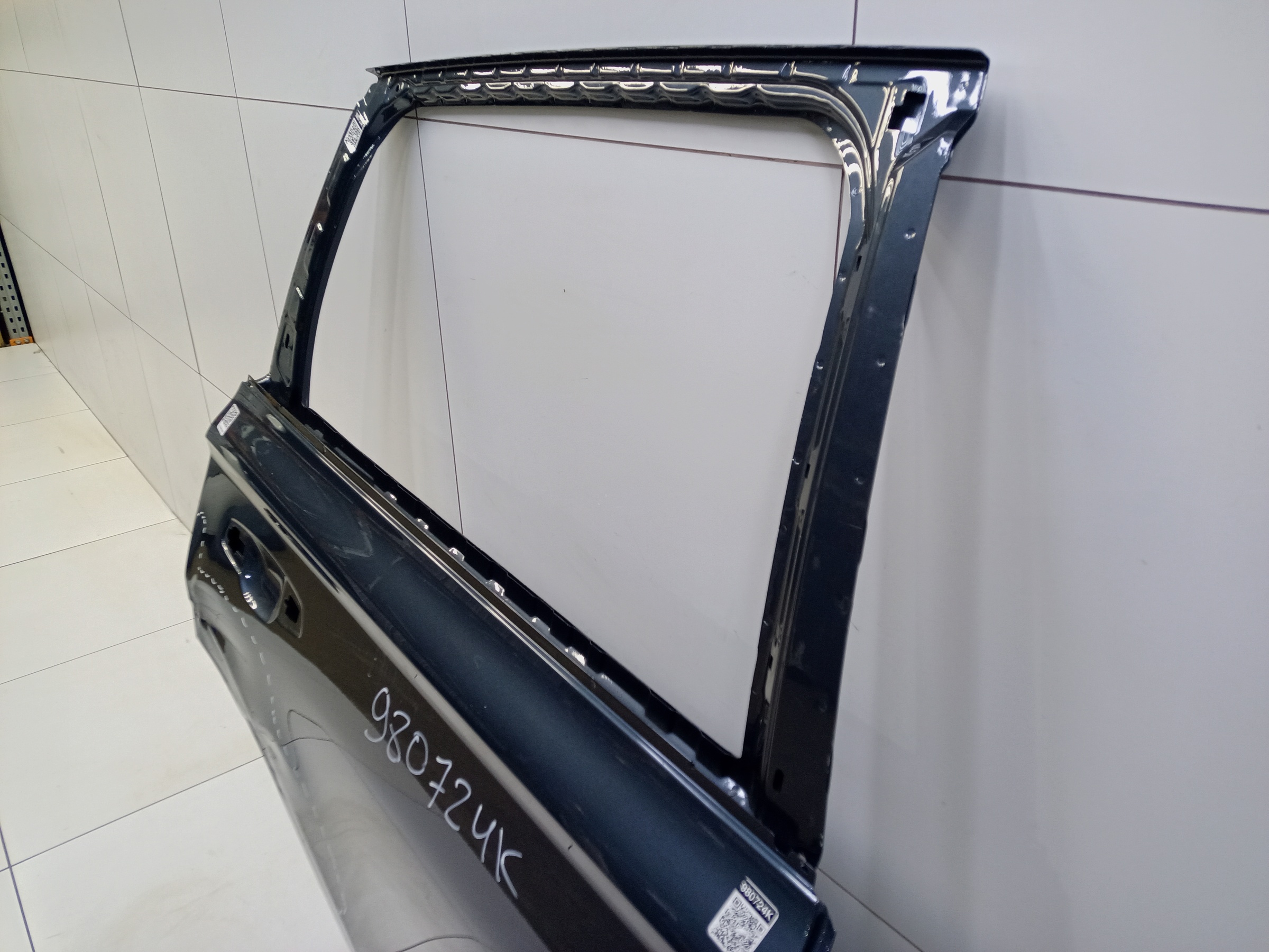 Дверь задняя правая Geely Monjaro