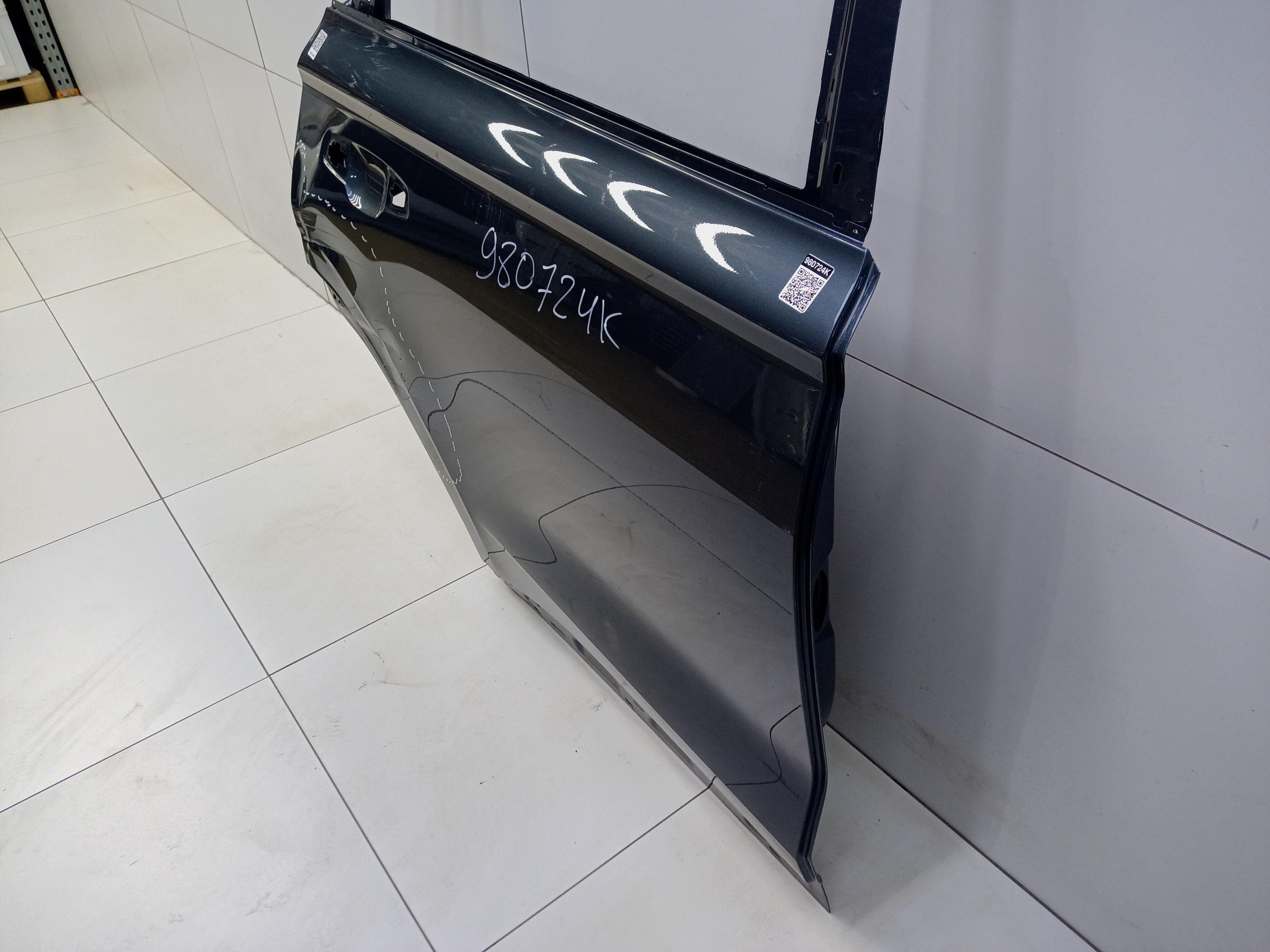 Дверь задняя правая Geely Monjaro