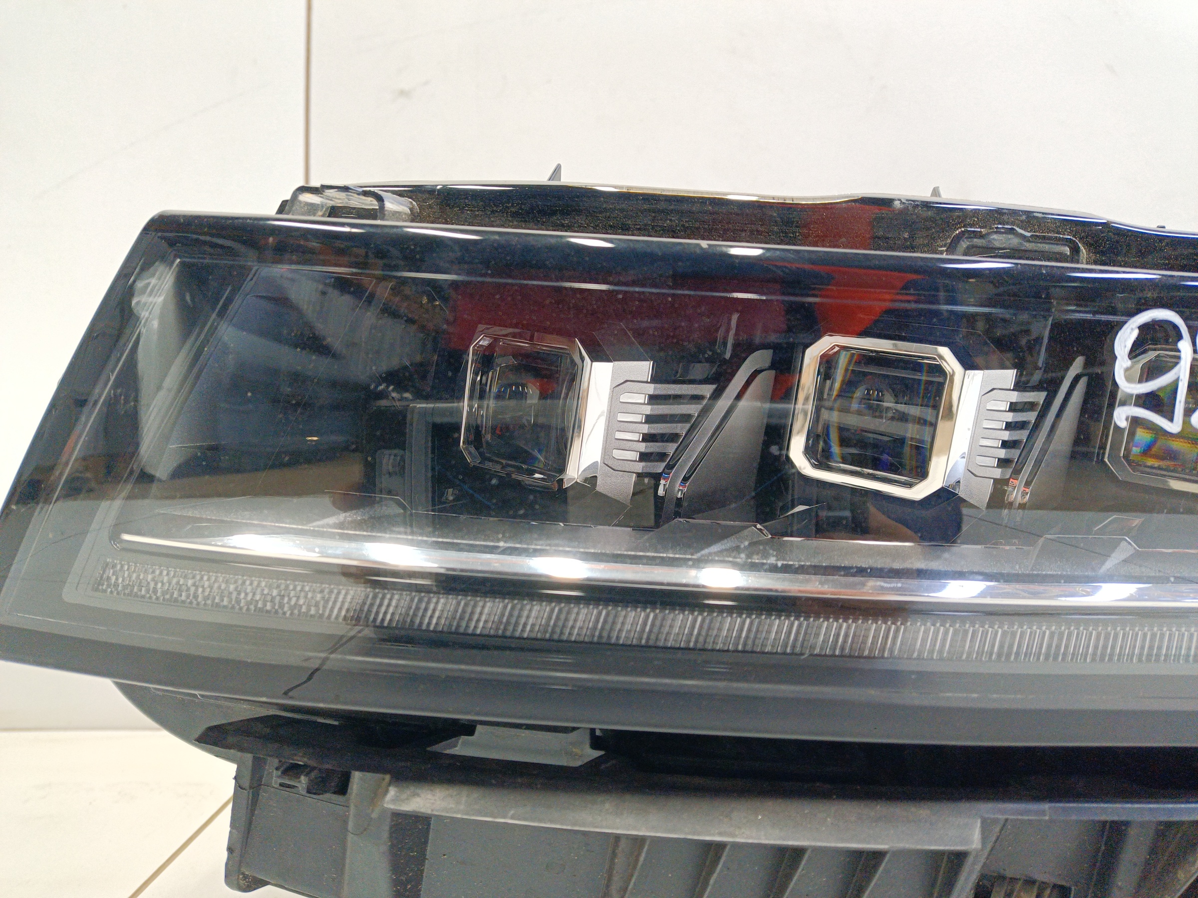 Фара передняя левая Exeed LX LED