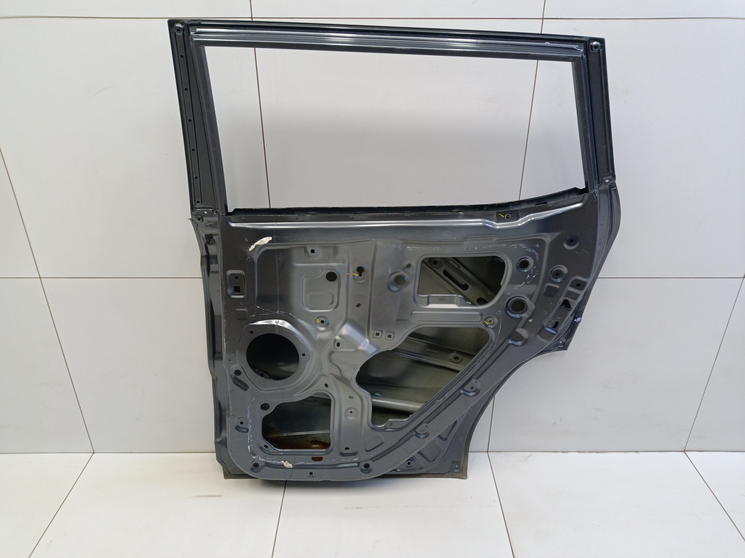 Дверь задняя правая Москвич 3