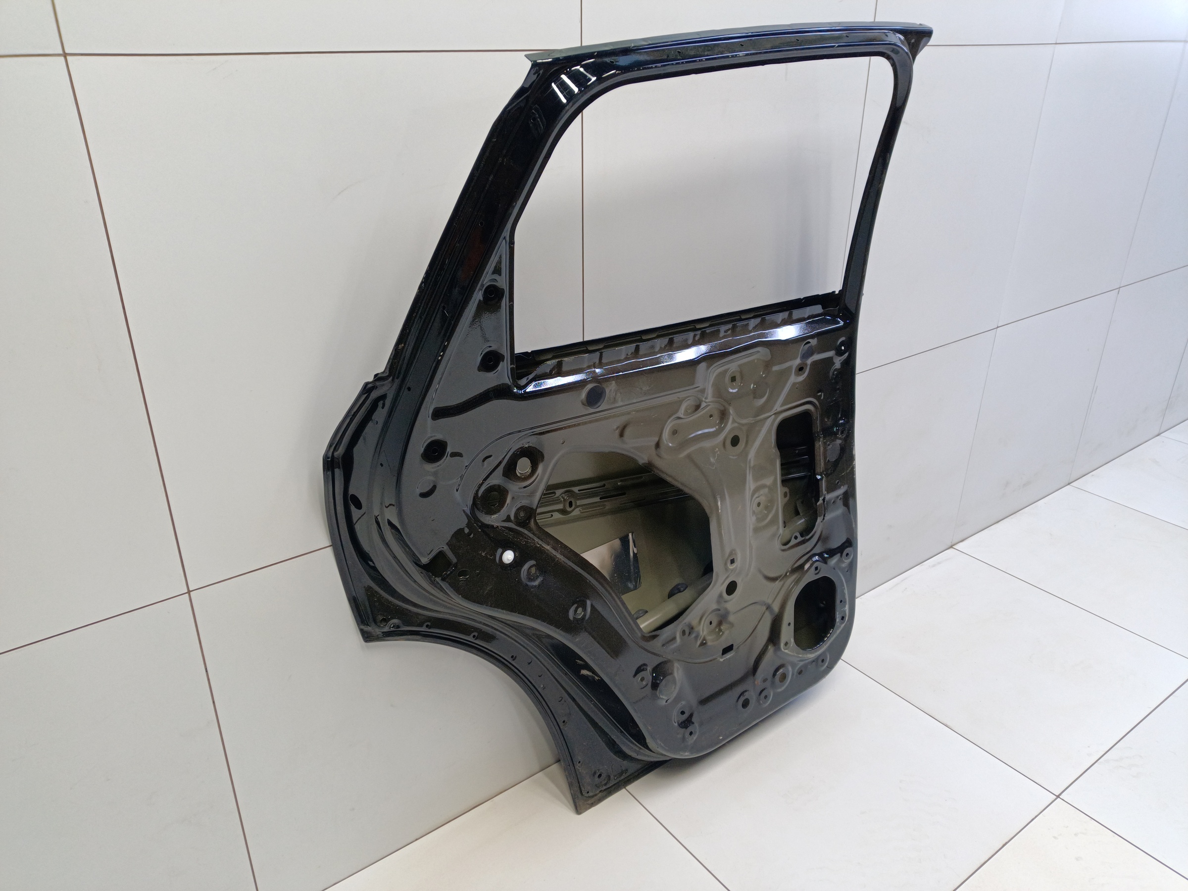 Дверь задняя левая Haval Jolion Restail