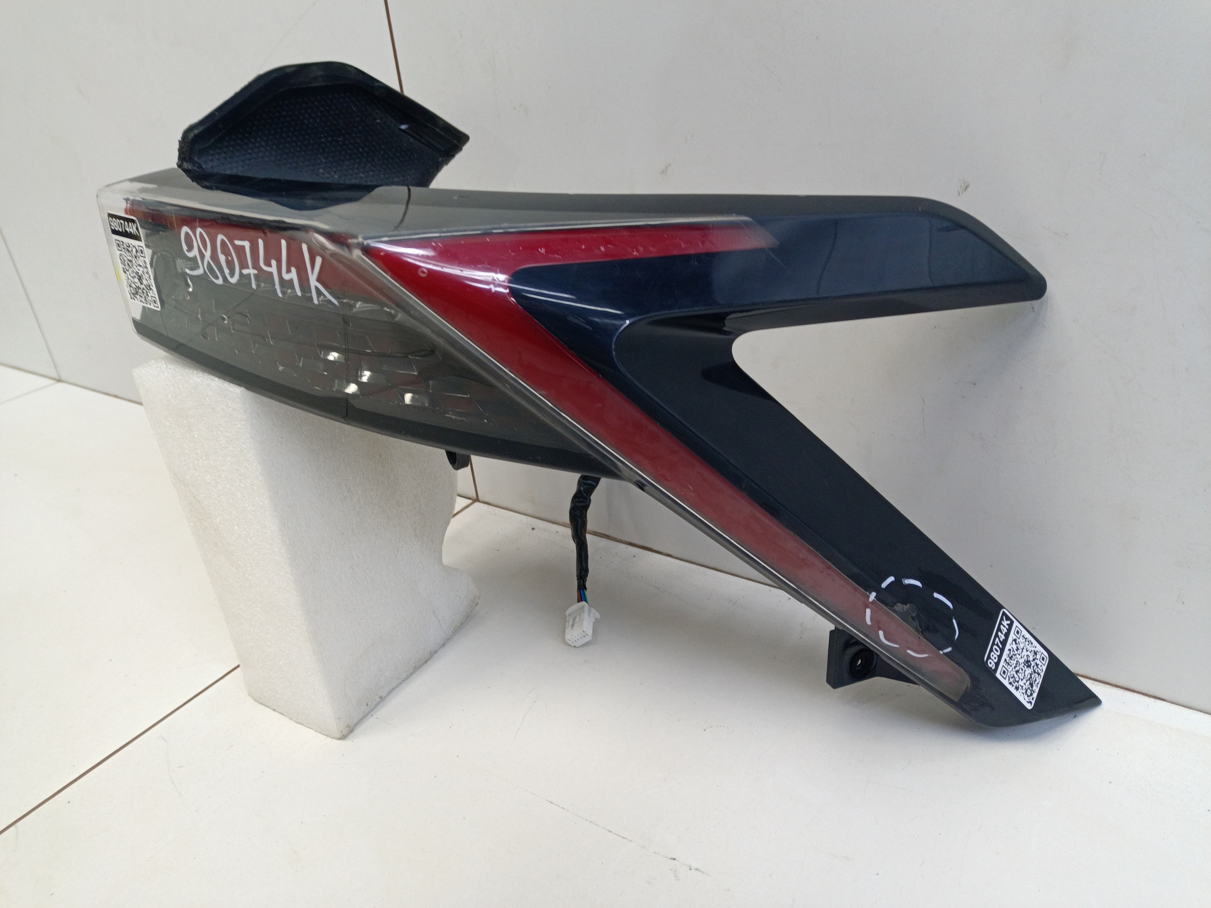 Фонарь задний правый наружный Jetour Dashing