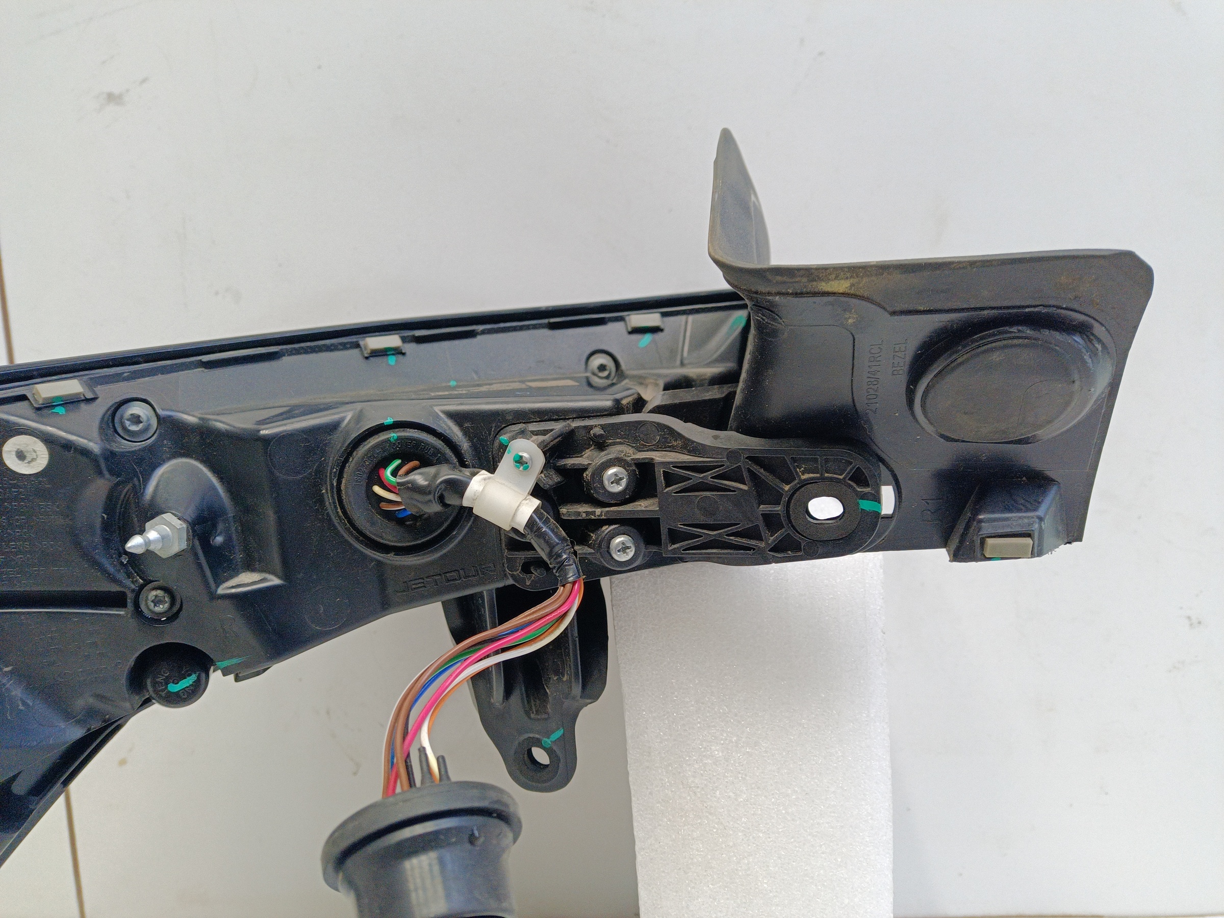 Фонарь задний правый наружный Jetour Dashing