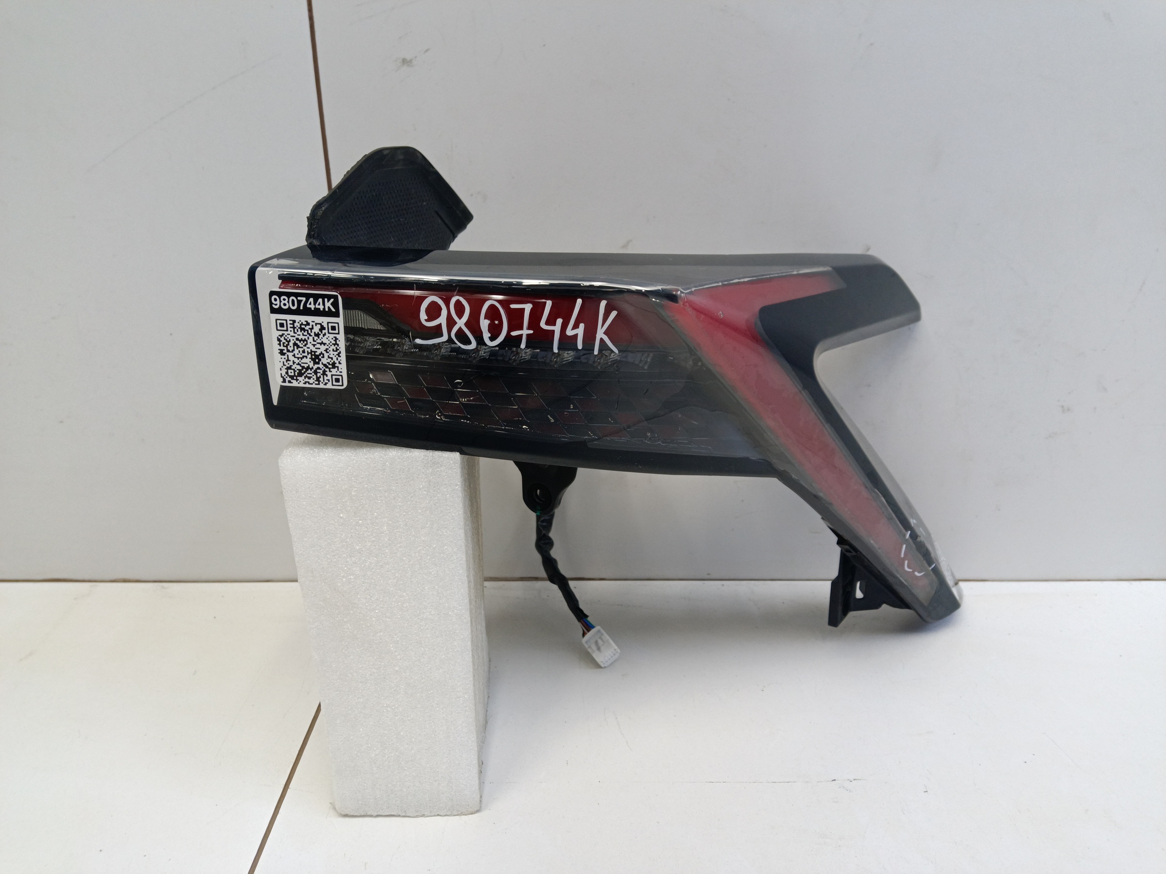 Фонарь задний правый наружный Jetour Dashing