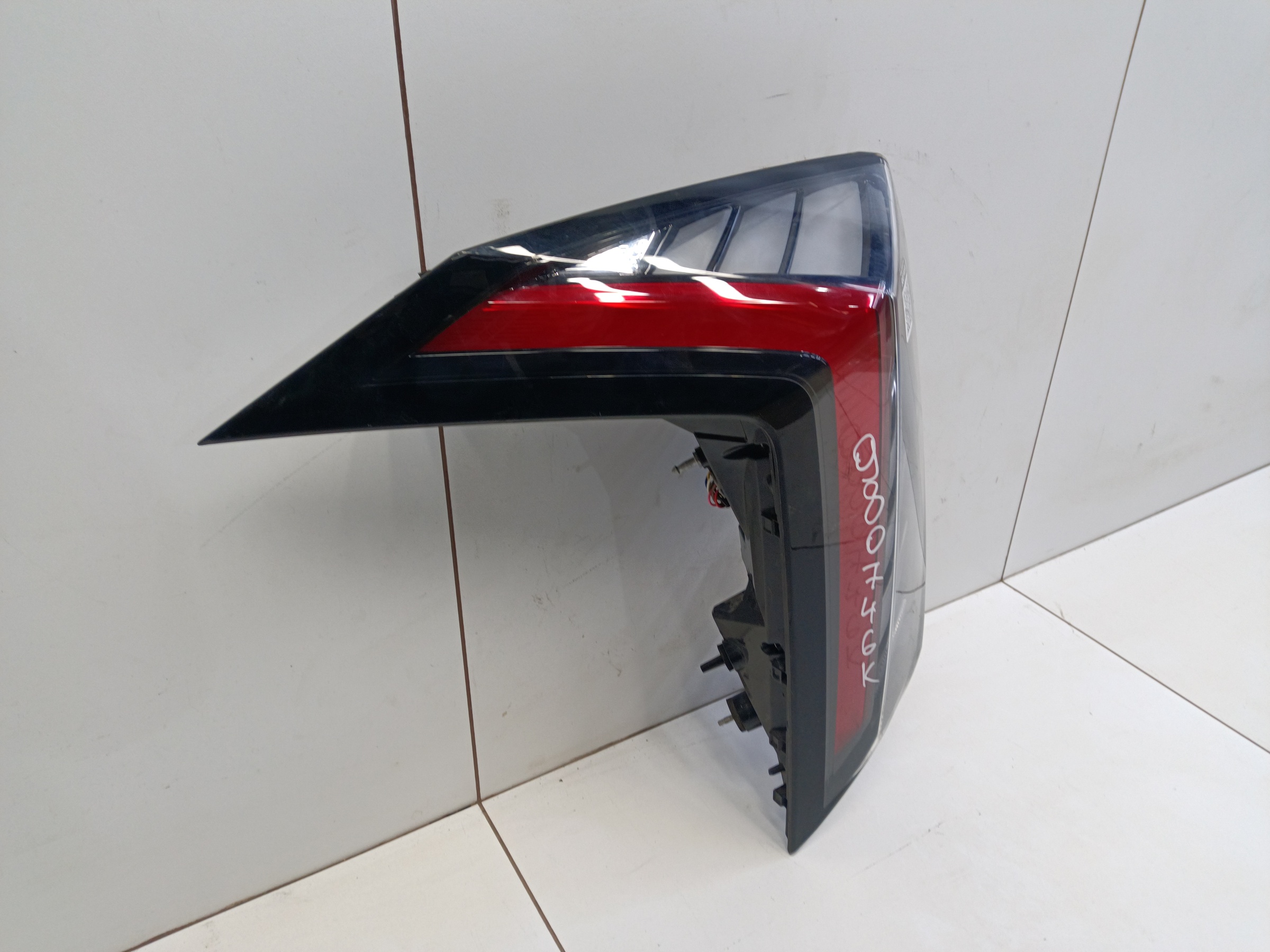 Фонарь задний левый наружный Geely Atlas 2 LED