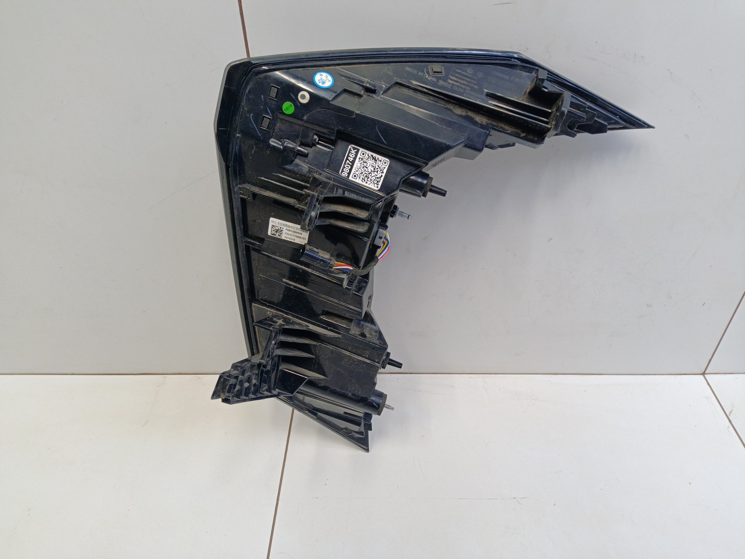 Фонарь задний левый наружный Geely Atlas 2 LED