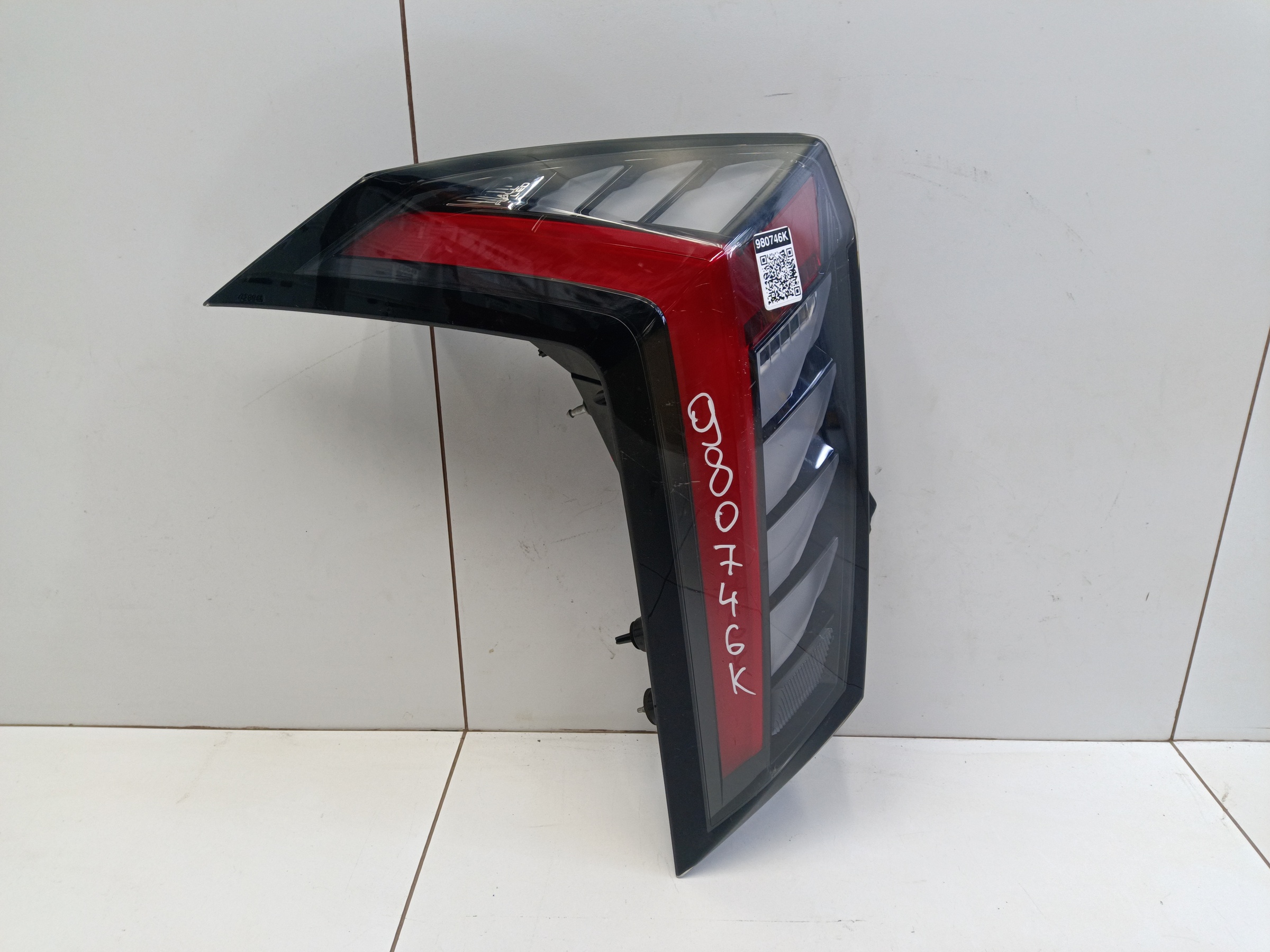 Фонарь задний левый наружный Geely Atlas 2 LED