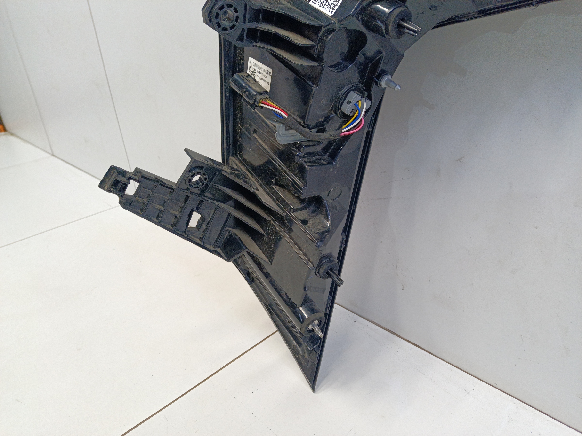 Фонарь задний левый наружный Geely Atlas 2 LED