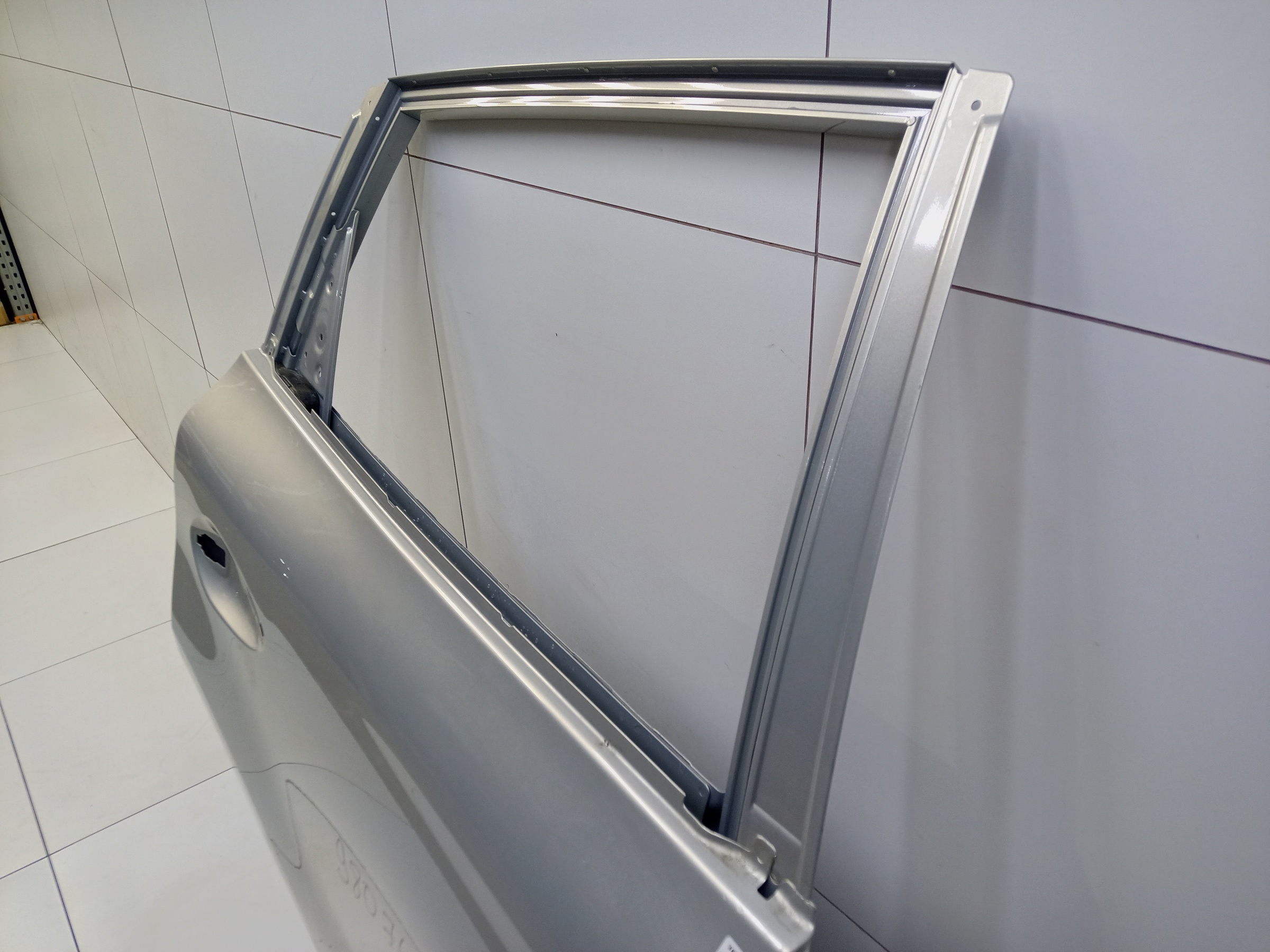 Дверь задняя правая Hongqi HS5