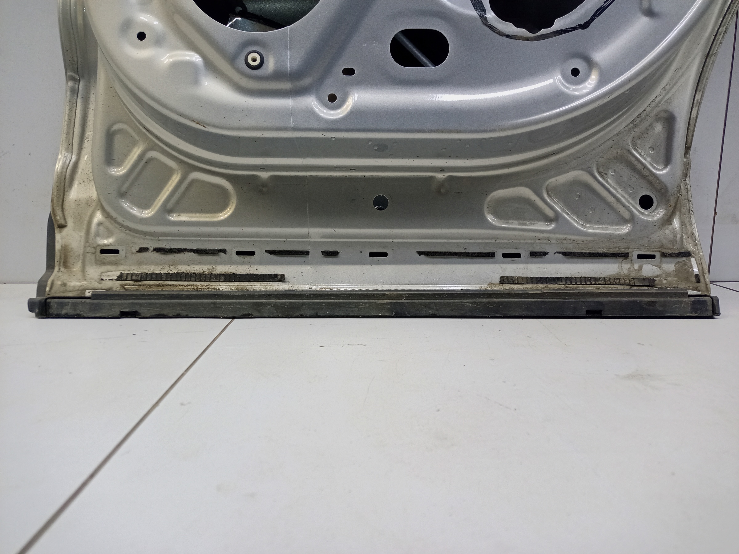 Дверь задняя правая Hongqi HS5