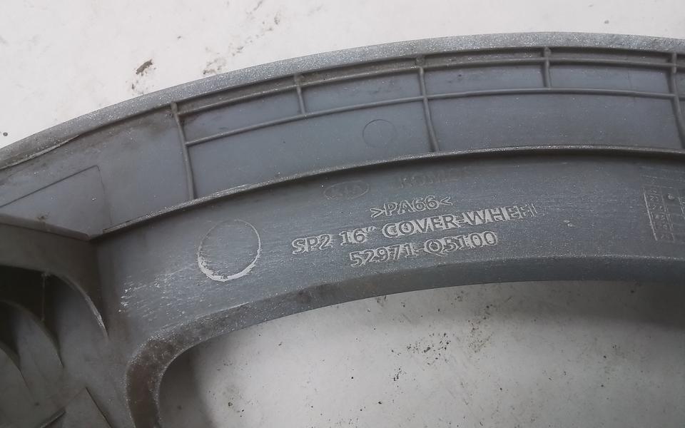 Колпак колеса Kia Seltos R16