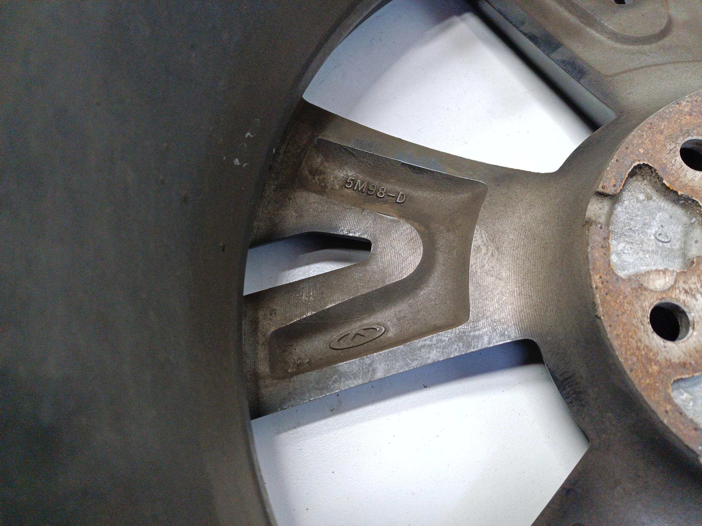 Диск колеса литой Omoda C5 R17