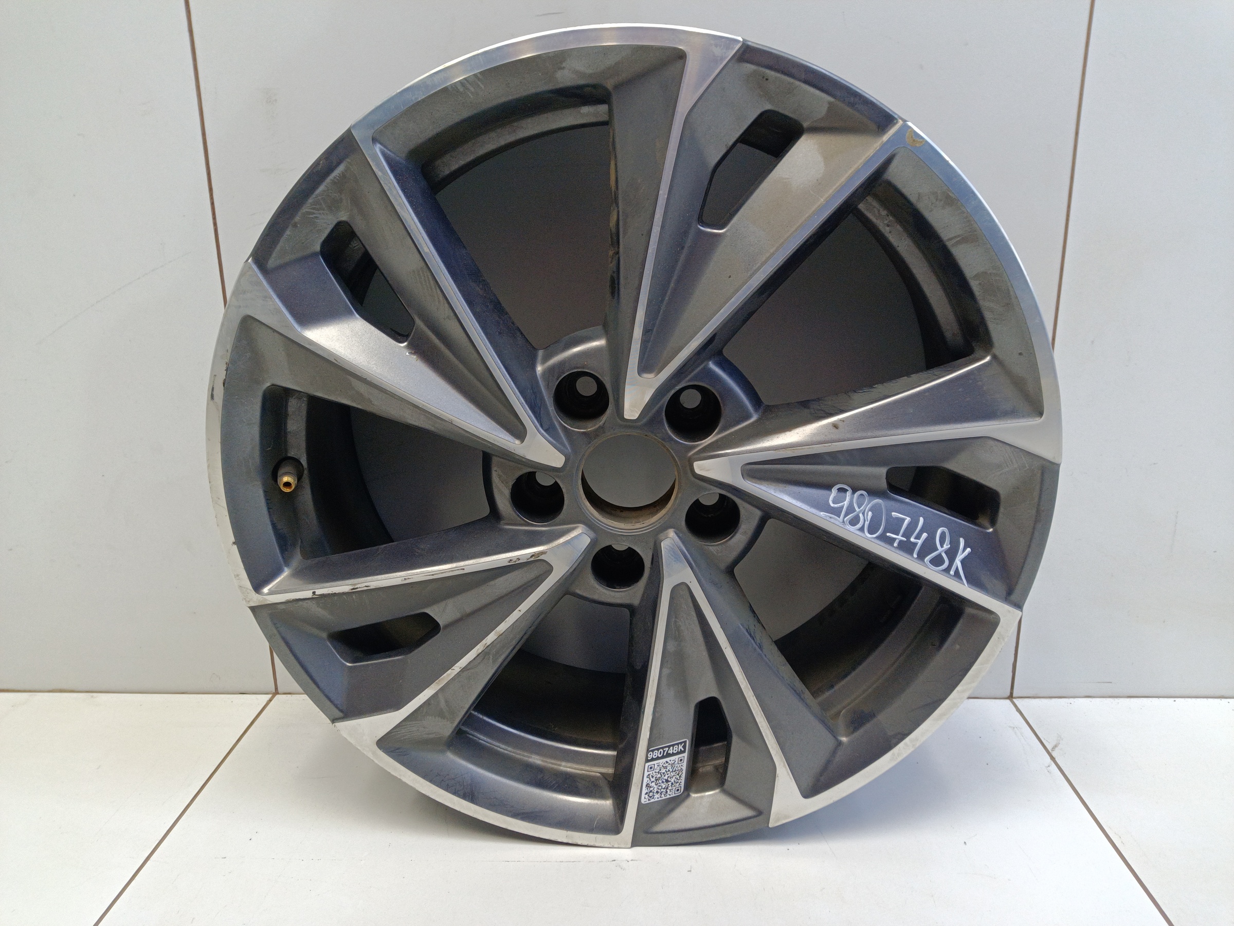 Диск колеса литой Omoda C5 R17