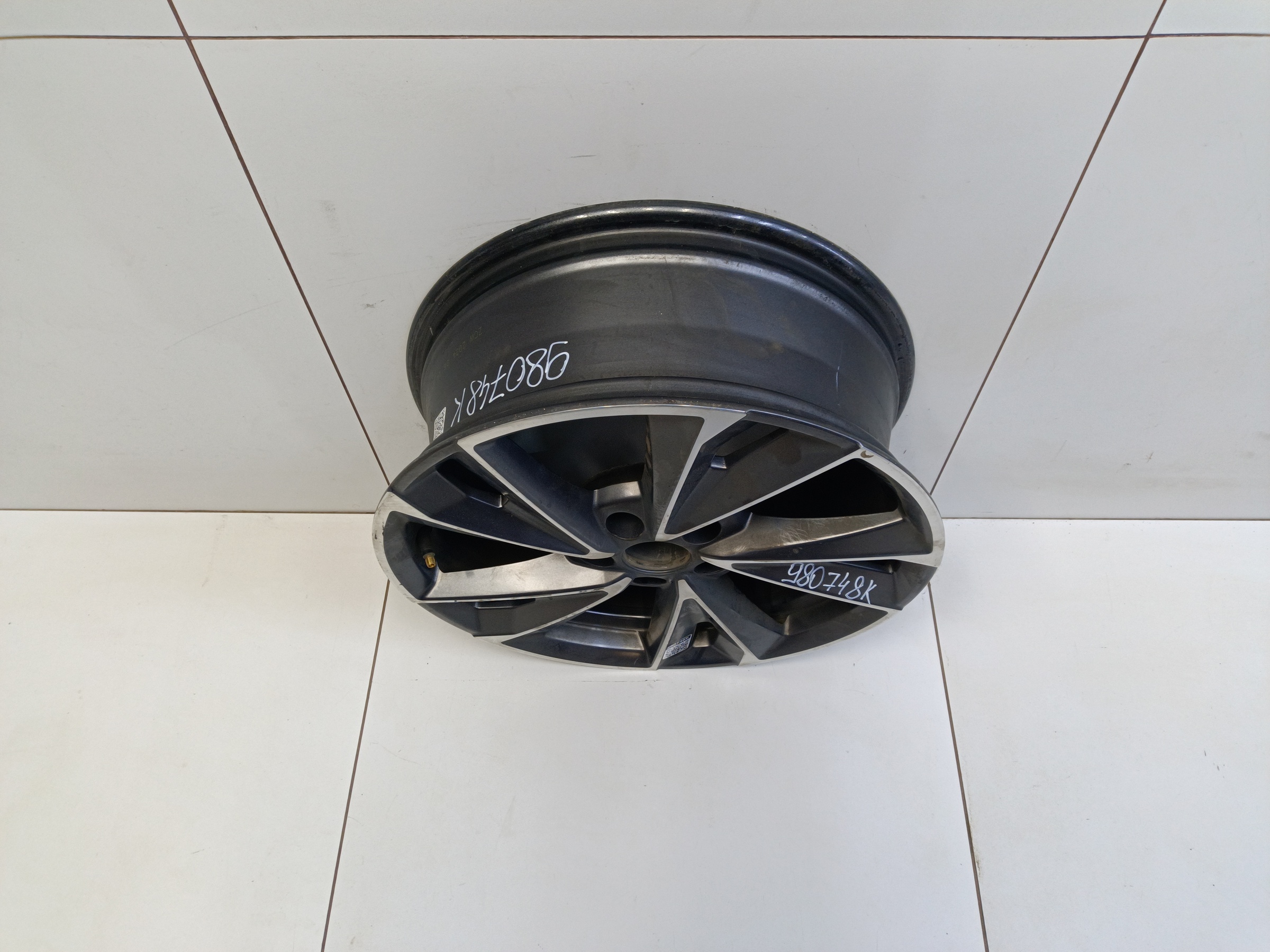 Диск колеса литой Omoda C5 R17