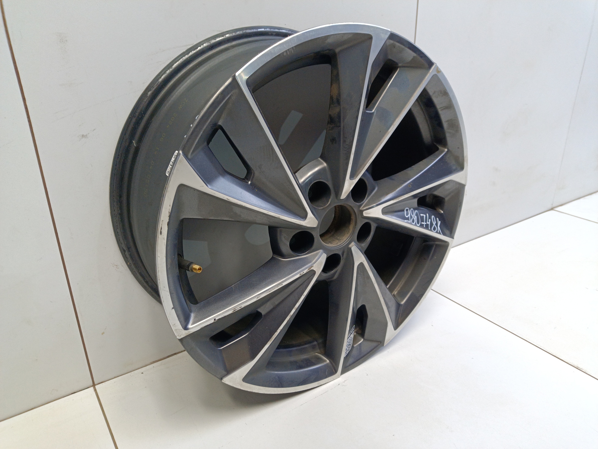 Диск колеса литой Omoda C5 R17