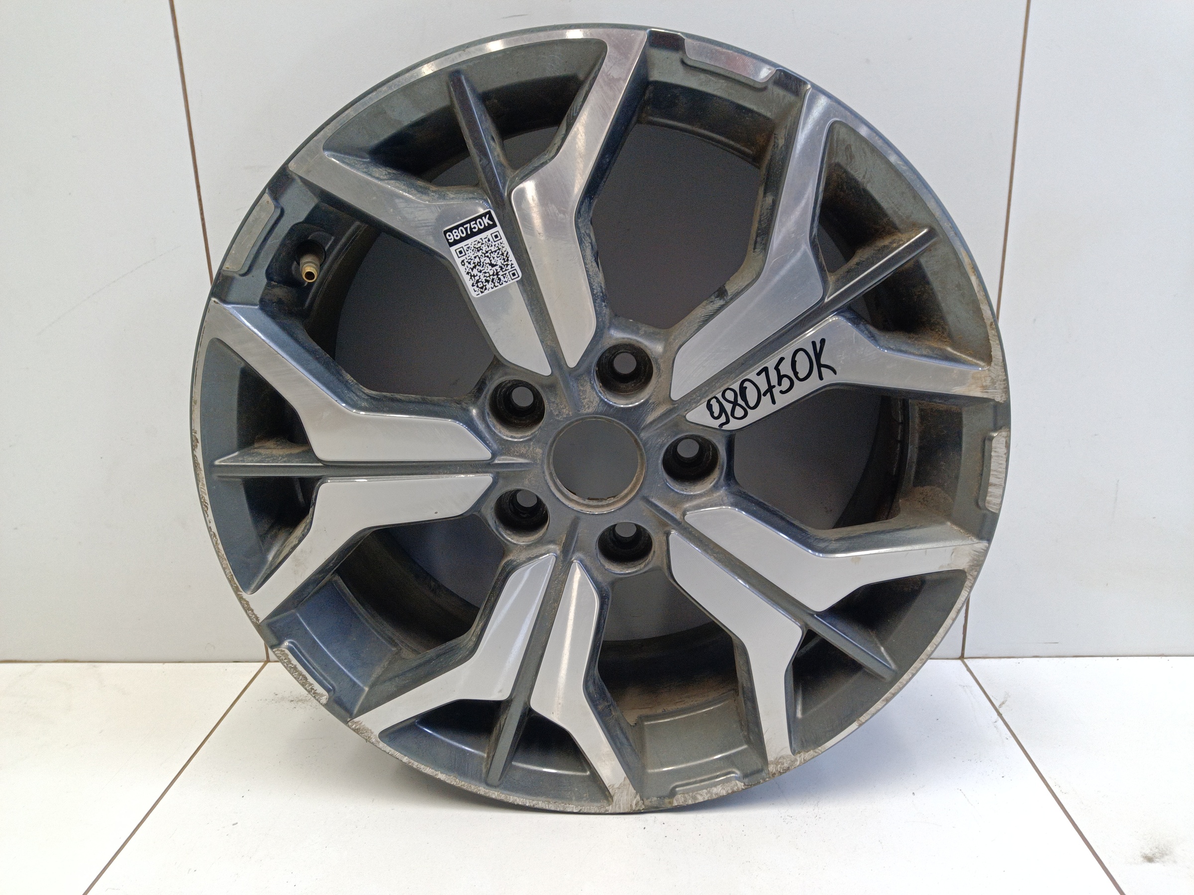 Диск колеса литой Kia Seltos R17