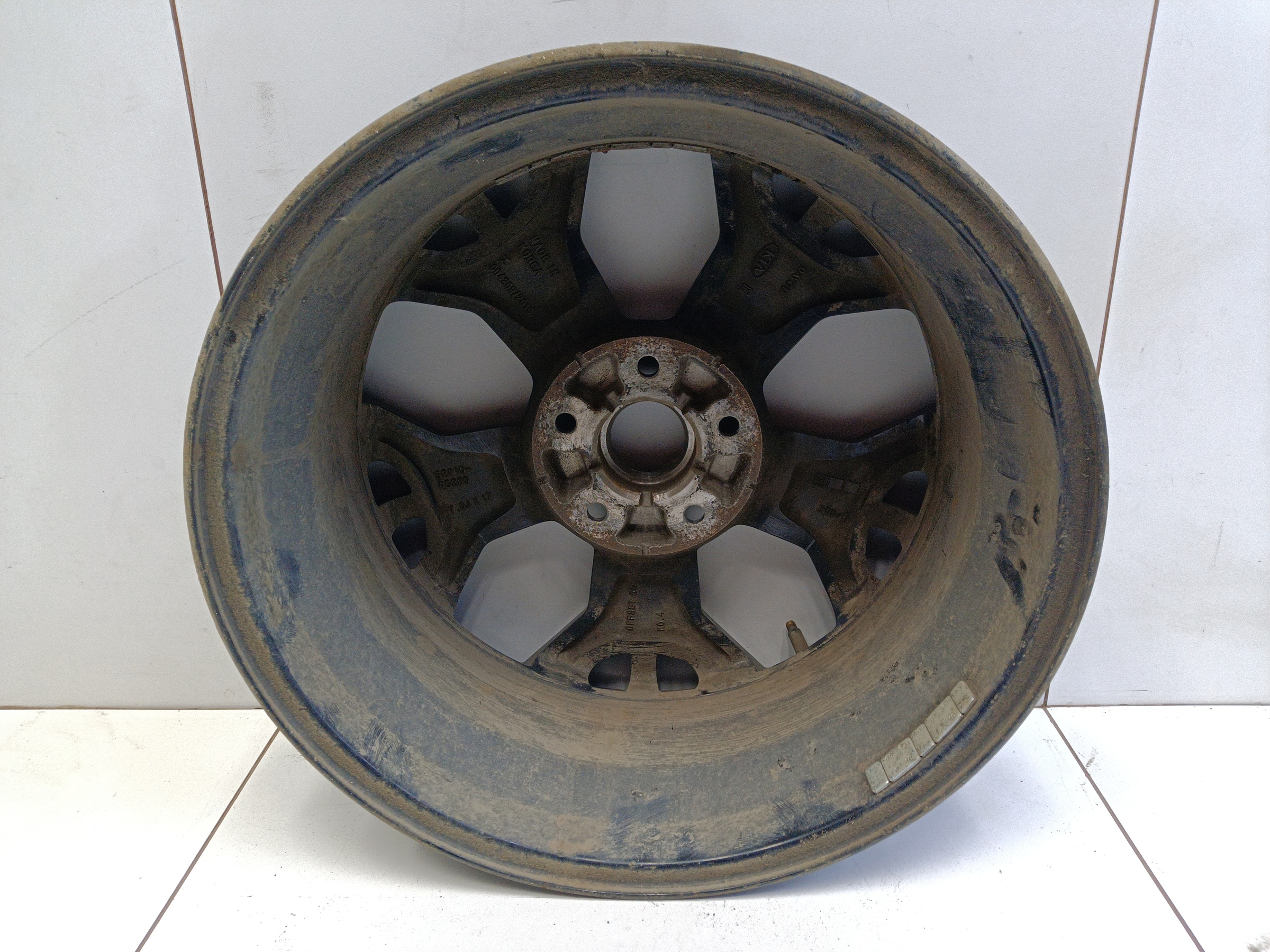 Диск колеса литой Kia Seltos R17