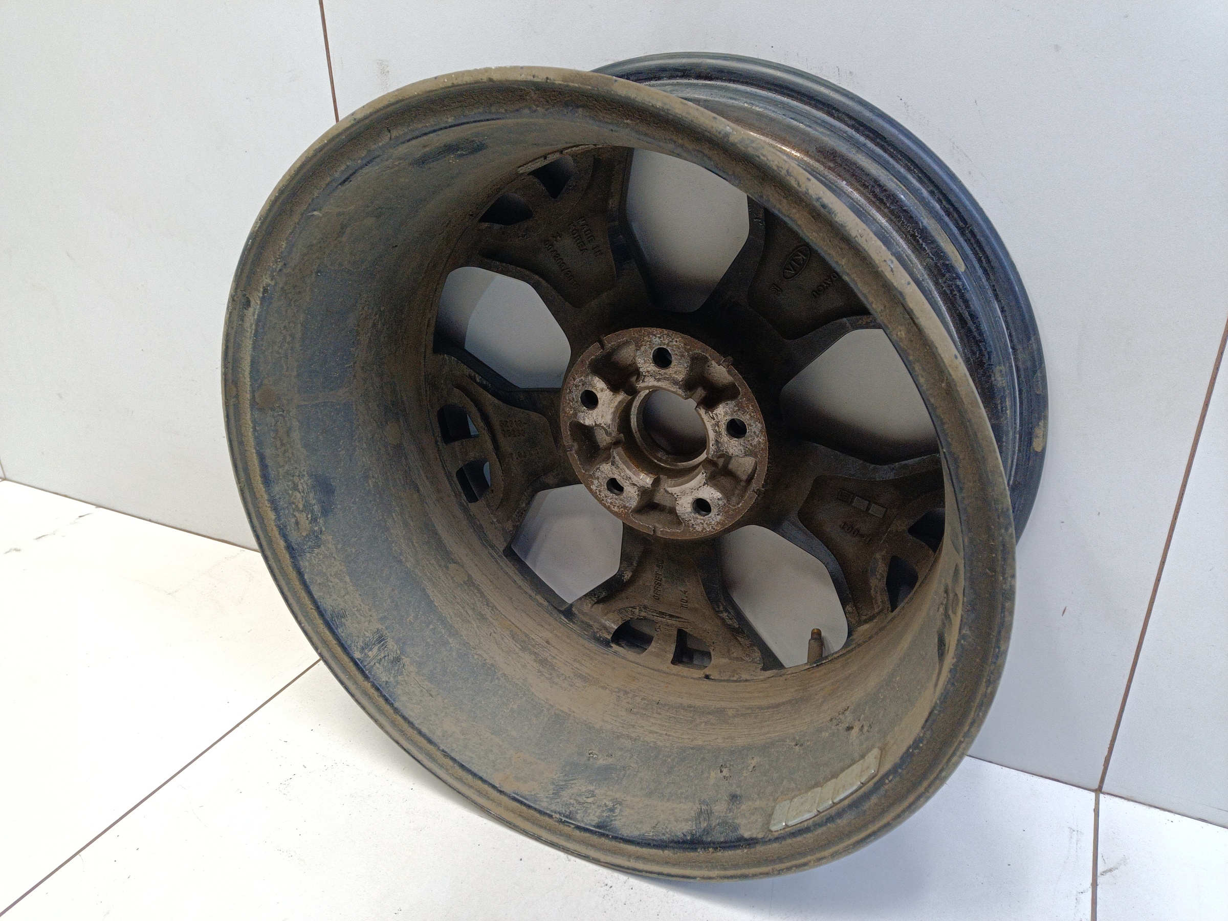 Диск колеса литой Kia Seltos R17