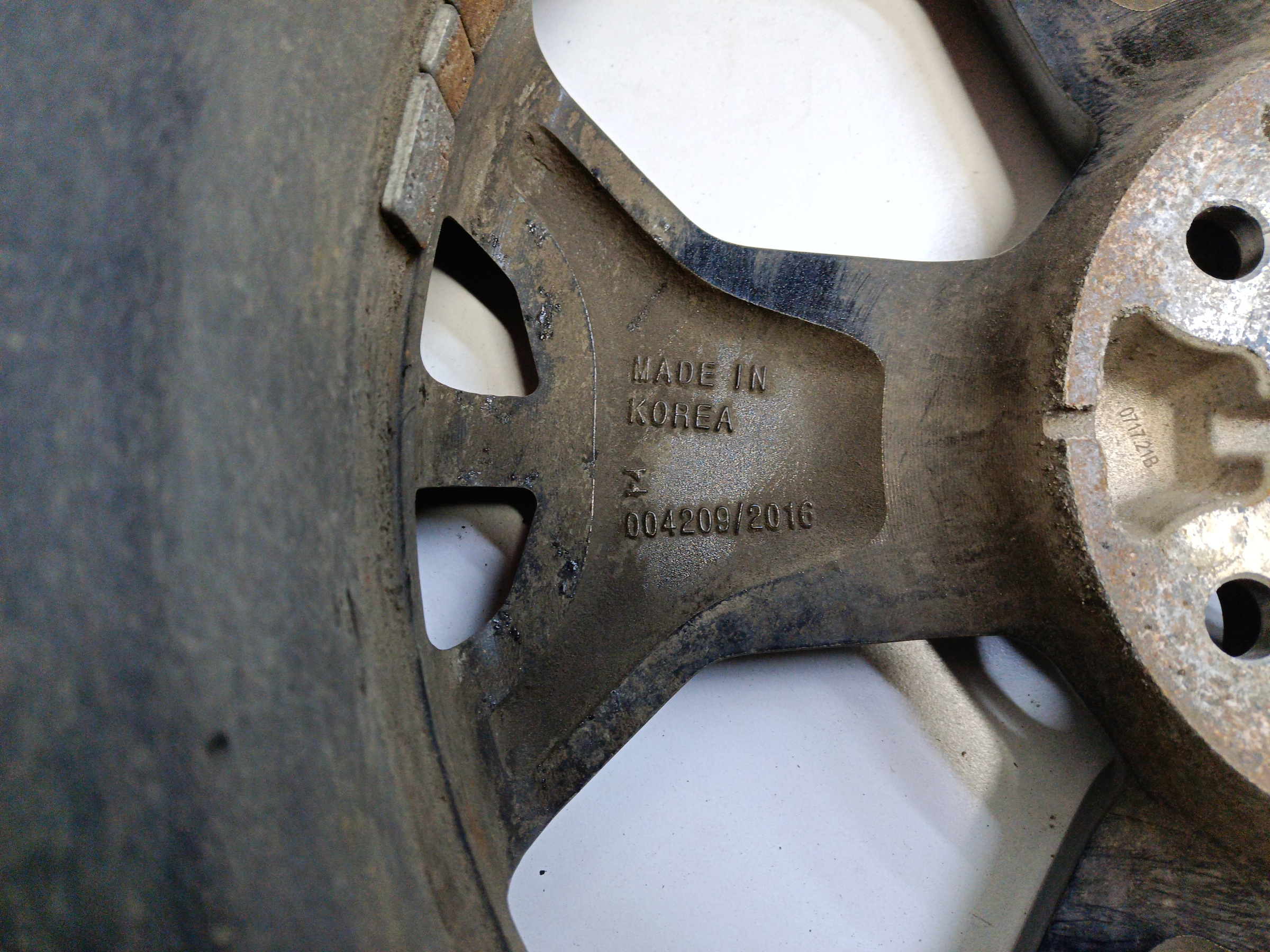 Диск колеса литой Kia Seltos R17