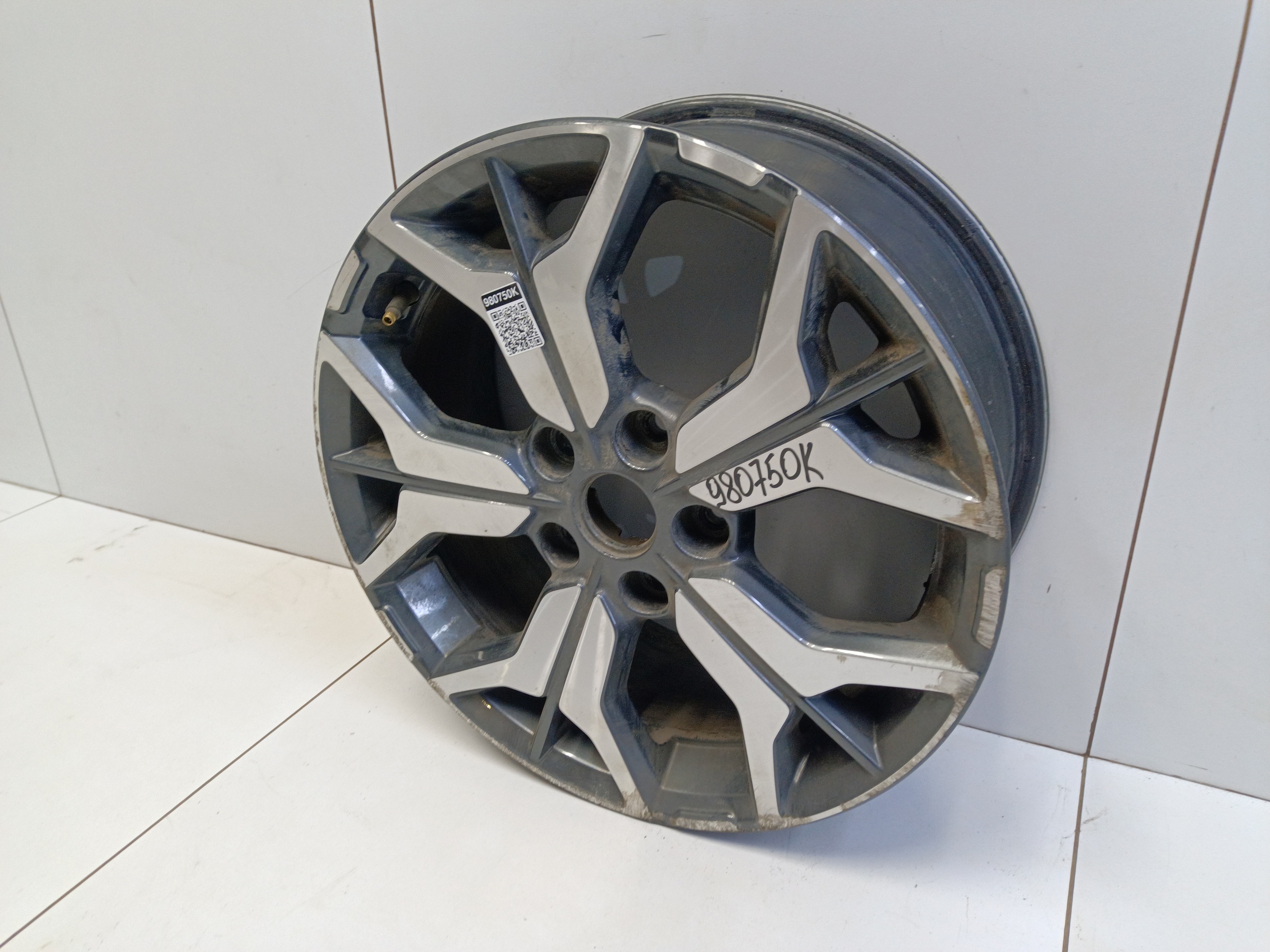 Диск колеса литой Kia Seltos R17